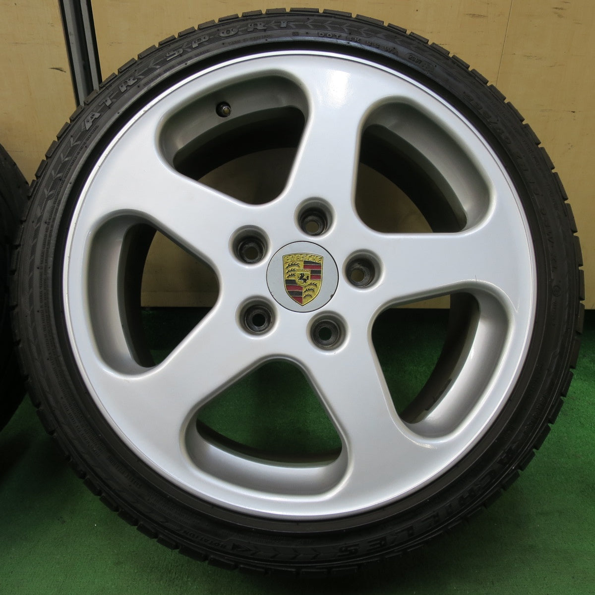 [送料無料] 4本価格★ポルシェ 等 O・Z RUF 235/40R18 265/35R18 ATR SPORT アキレス ハンコック ベンタス V12 evo 18インチ PCD130/5H★4112701イノ