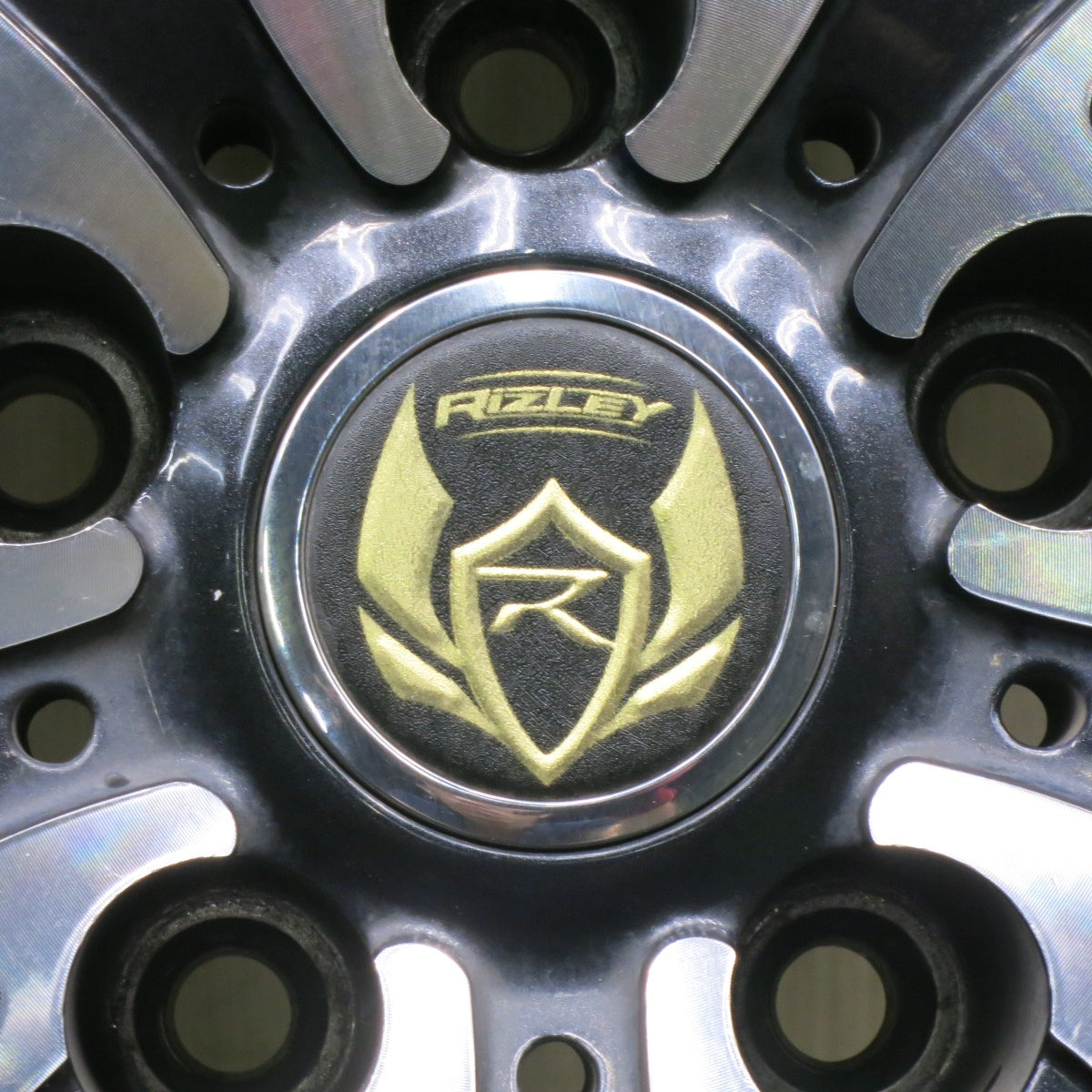 *送料無料* 4本価格★205/55R17 トーヨー トランパス MPZ RiZLEY ライツレー 17インチ PCD114.3/5H★4070903HAノ