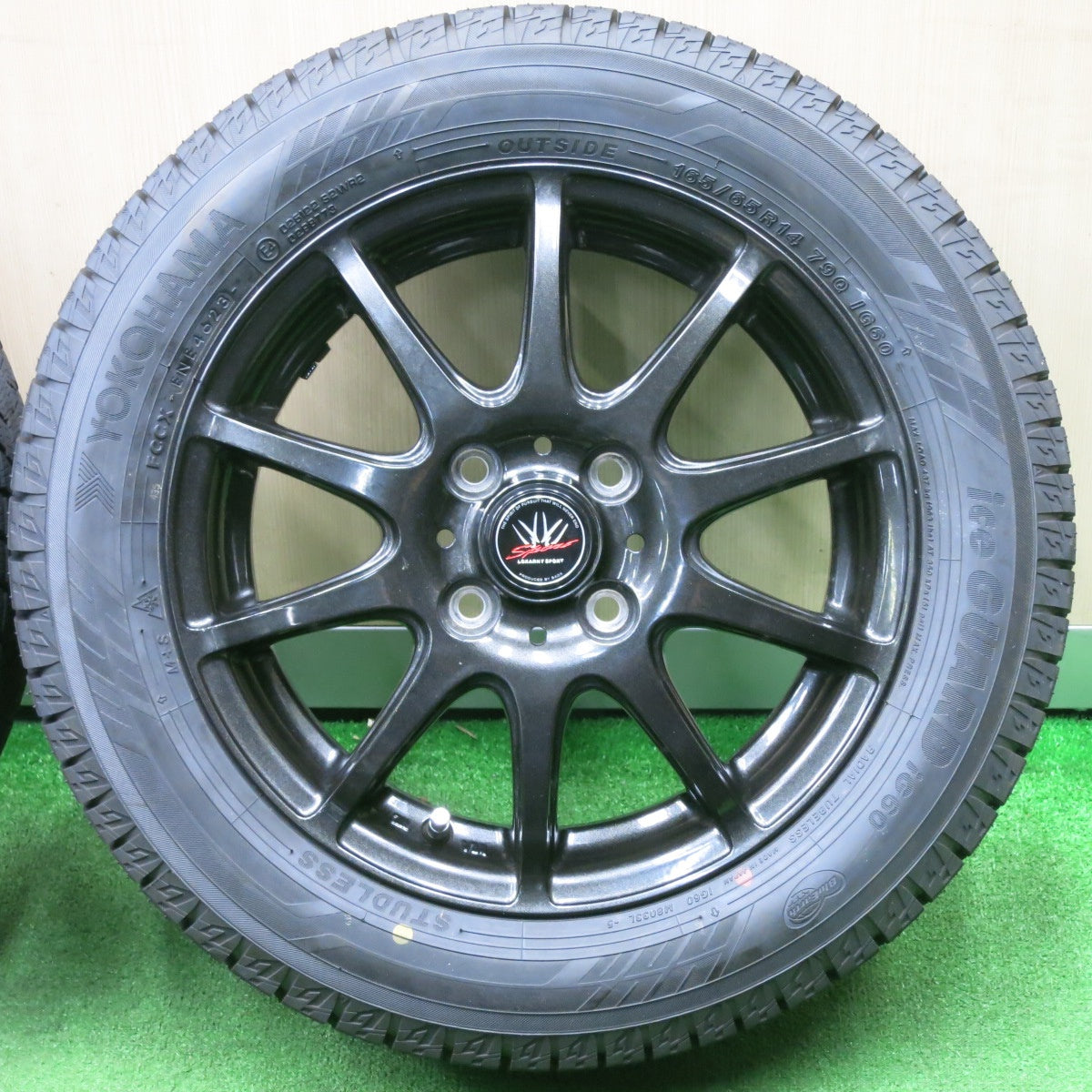 [送料無料] 超バリ溝！23年！キレイ！ほぼ10分★LOXARNY SPORT BADX 165/65R14 スタッドレス ヨコハマ アイスガード iG60 ロクサーニ 軽自動車 ハスラー 等 PCD100/4H★4121806NJス