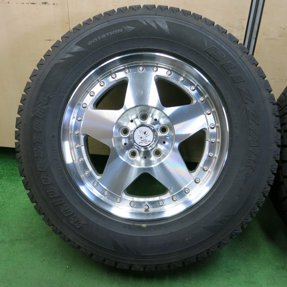 *送料無料* 4本価格★WEDS ADVENTURE 235/70R16 スタッドレス ブリヂストン ブリザック DM-Z3 ウェッズ アドベンチャー PCD114.3/5H★4061001ナス