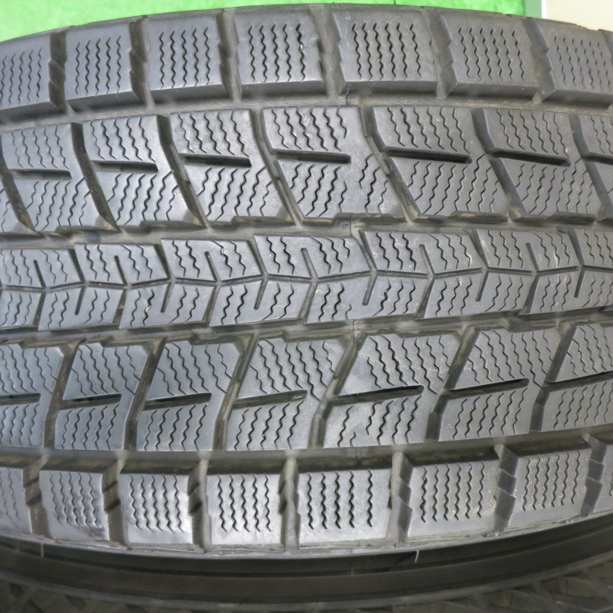 [送料無料] バリ溝！キレイ！9.5分★スタッドレス FINAL SPEED 225/65R17 ダンロップ ウインターマックス SJ8 MiD 17インチ PCD114.3/5H★4120503TNス