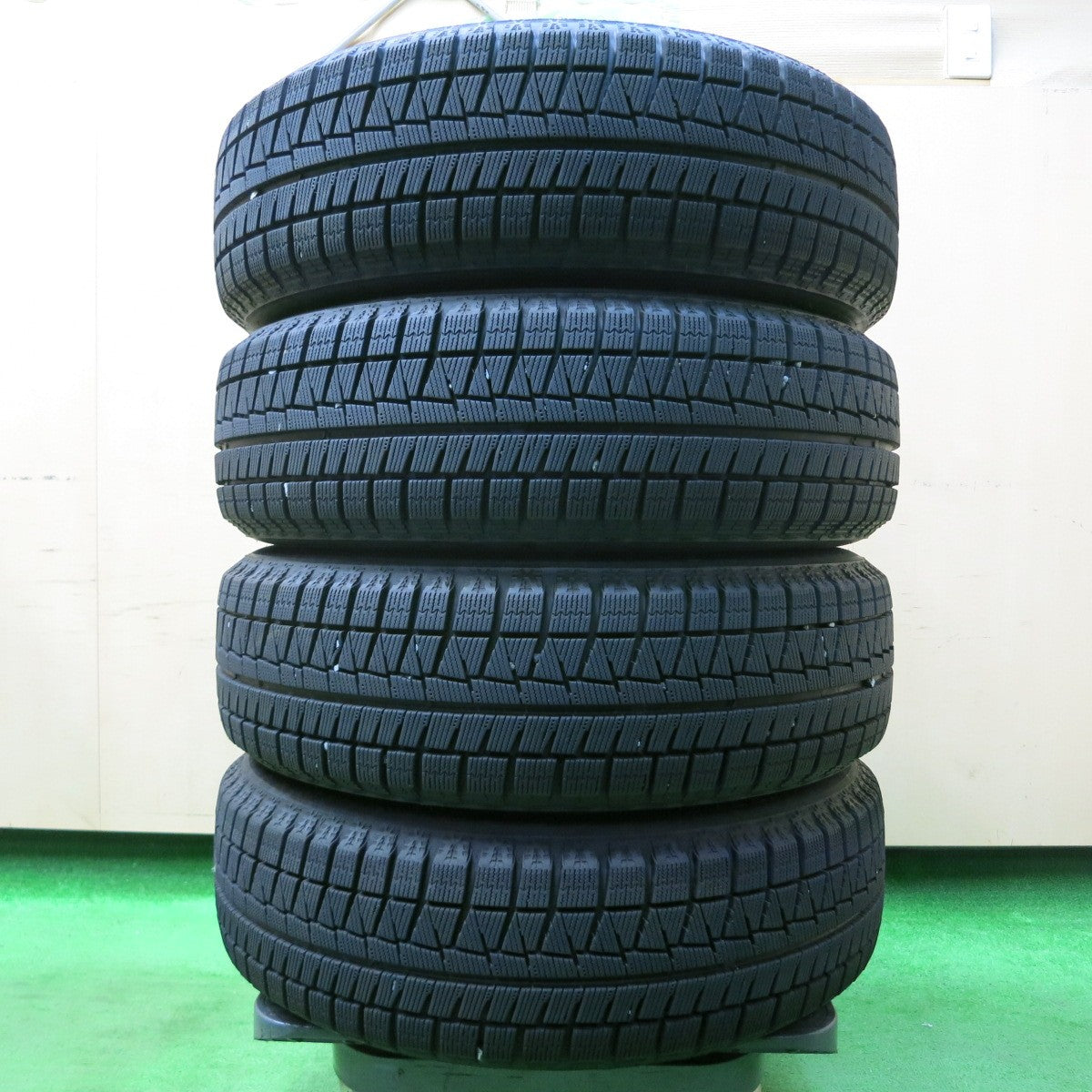 *送料無料* バリ溝！キレイ！9.5分★スタッドレス 175/65R15 ブリヂストン アイスパートナー2 Wazner ワズナー 15インチ PCD100/4H★4043003イス