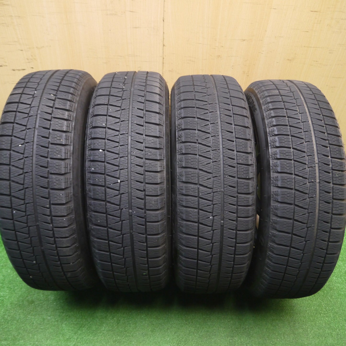 [送料無料] キレイ! 21年★スタッドレス 195/60R16 ブリヂストン アイスパートナー2 DCENTI ディセンティ STW499 16インチ PCD114.3/5H★4100102Hス