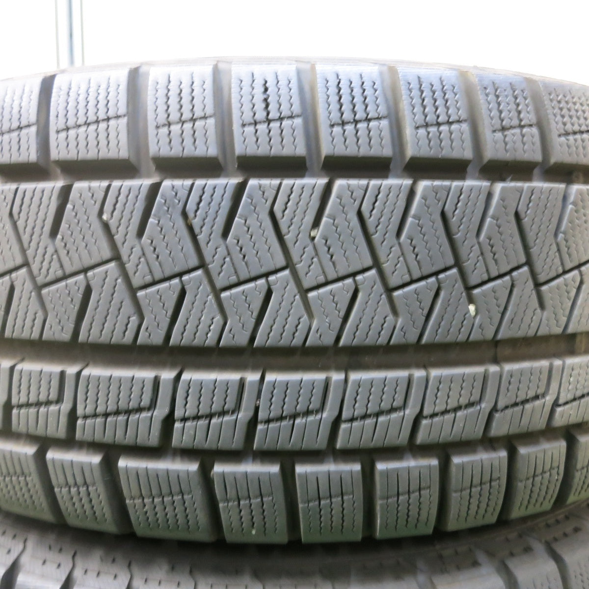 [送料無料] バリ溝！21年！8.5分★レガシィ等 205/55R16 スタッドレス ピレリ アイスアシンメトリコ プラス La-Strada Tirado@ 阿部商会 PCD100/5H★4101802SYス