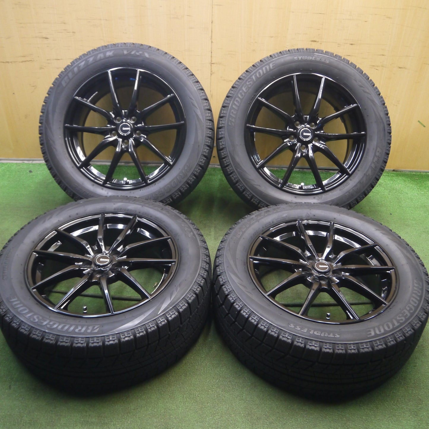 *送料無料* バリ溝！キレイ！9.5分★XV 等 G.speed 225/55R17 スタッドレス ブリヂストン ブリザック VRX Gスピード 17インチ PCD100/5H★4031908Hス