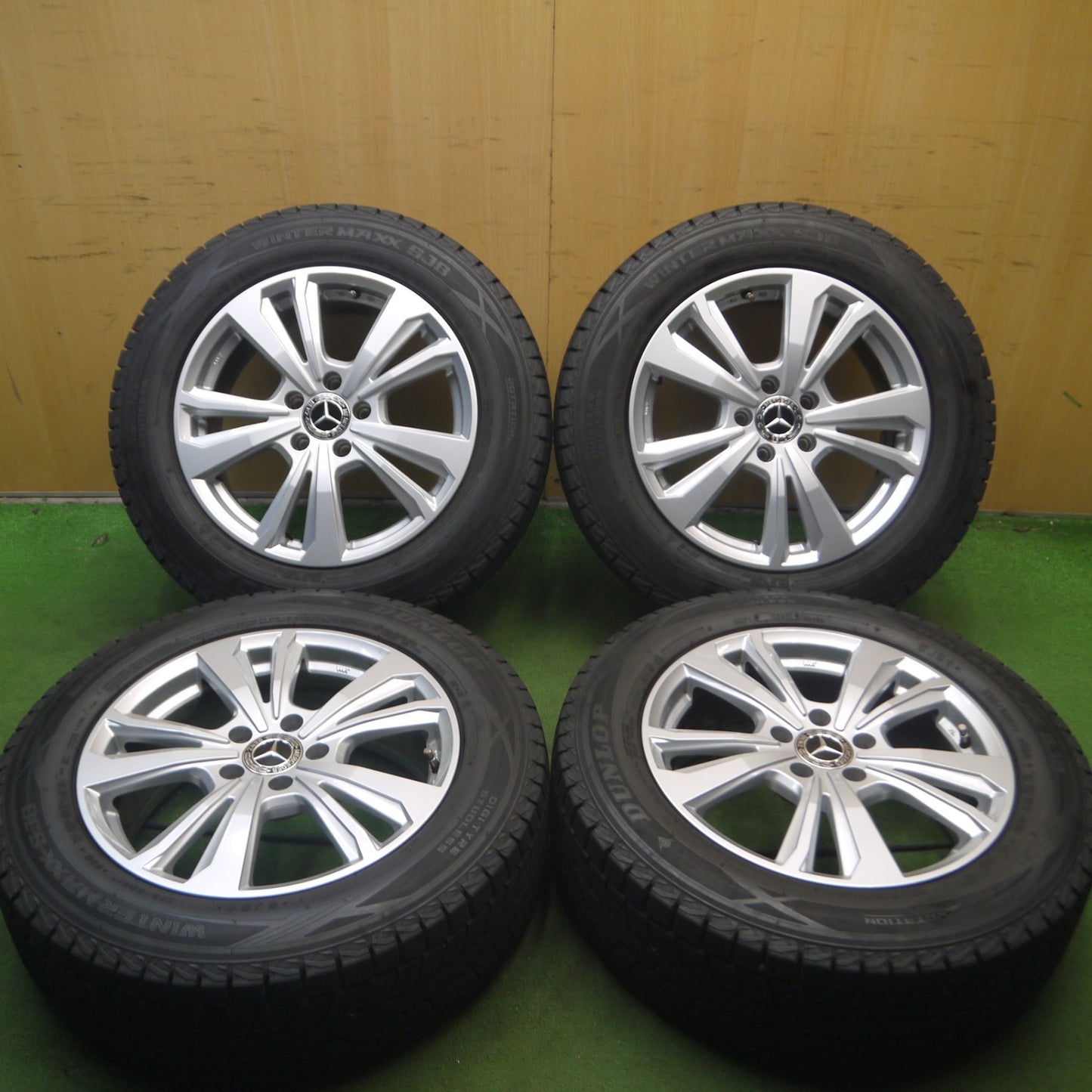 *送料無料* バリ溝！21年！綺麗！9.5分以上★ベンツ等 smartline 365 225/60R17 スタッドレス ダンロップ ウインターマックス SJ8 スマートライン PCD112/5H★4071903Hス