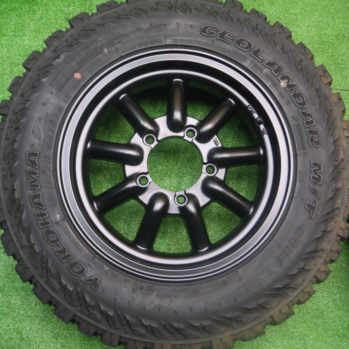 *送料無料* バリ溝！20年！キレイ！9.5分以上★ジムニー FABULOUS BARONE MC-9 185/85R16 ヨコハマ ジオランダー M/T G003 ファブレス ヴァローネ PCD139.7/5H★4082803Hノ