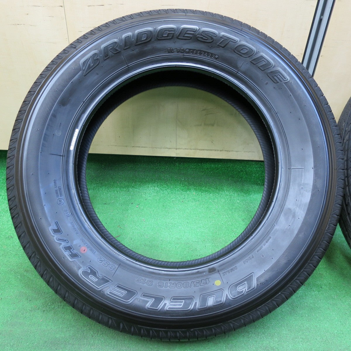 *送料無料* 新車外し！22年★ジムニー 等 175/80R16 ブリヂストン デューラー H/L 852 DUELER タイヤ 16インチ★4060502イノタ