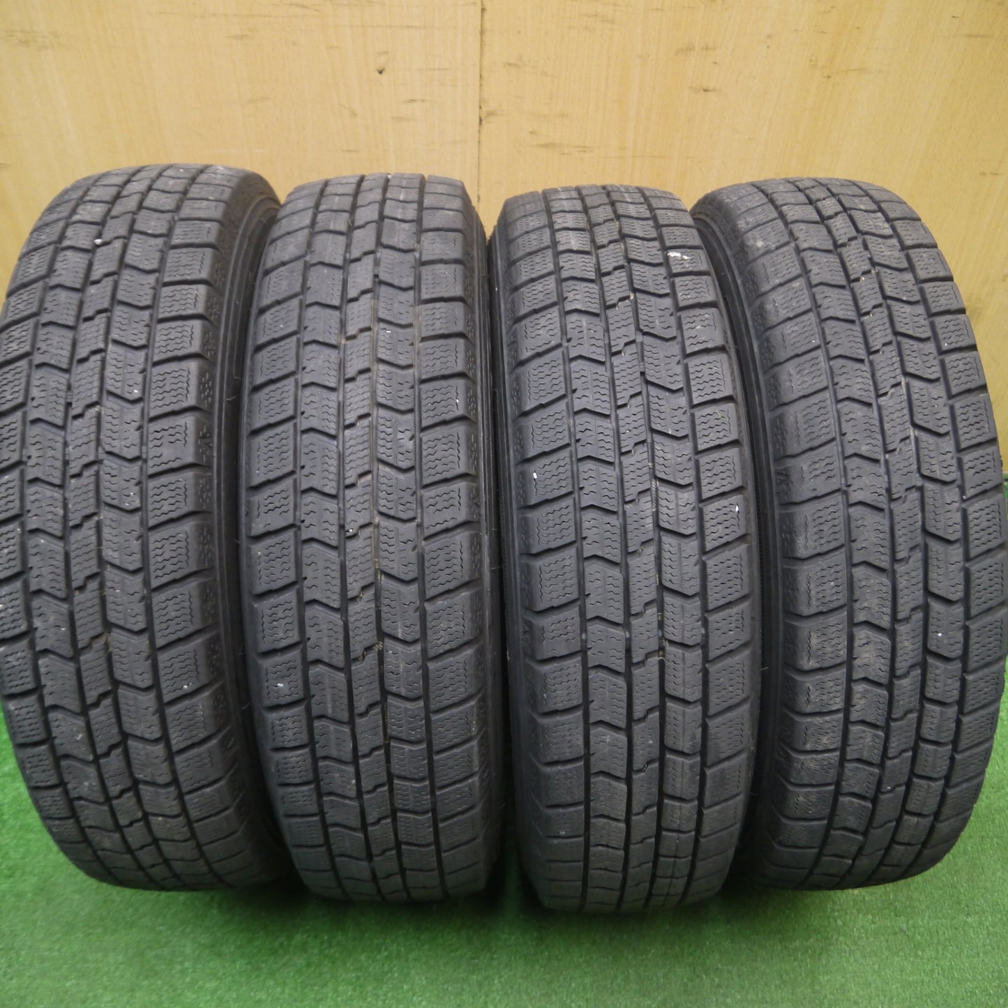 [送料無料] キレイ★スタッドレス 155/70R13 グッドイヤー アイスナビ7 NIRVANA NV ニルバーナ ニルヴァーナ 13インチ PCD100/4H★4112003Hス