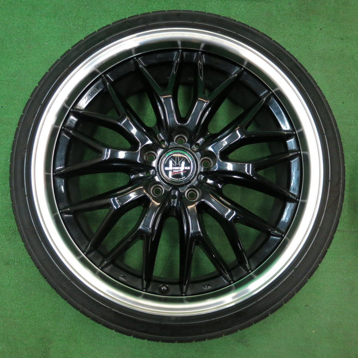 *送料無料* キレイ！22年★ロクサーニ マルチフォルケッタ2 SP Spector BADX 225/35R19 245/35R19 ニルバーナ  F205 PCD114.3/5H★4052505ナノ