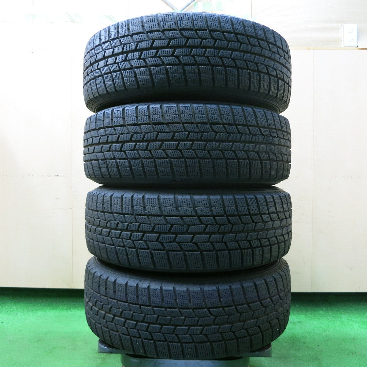 *送料無料* バリ溝！キレイ！9分★プリウス等 195/65R15 スタッドレス グッドイヤー アイスナビ6 ravrion RS01 ラブリオン PCD100/5H★4052804イス