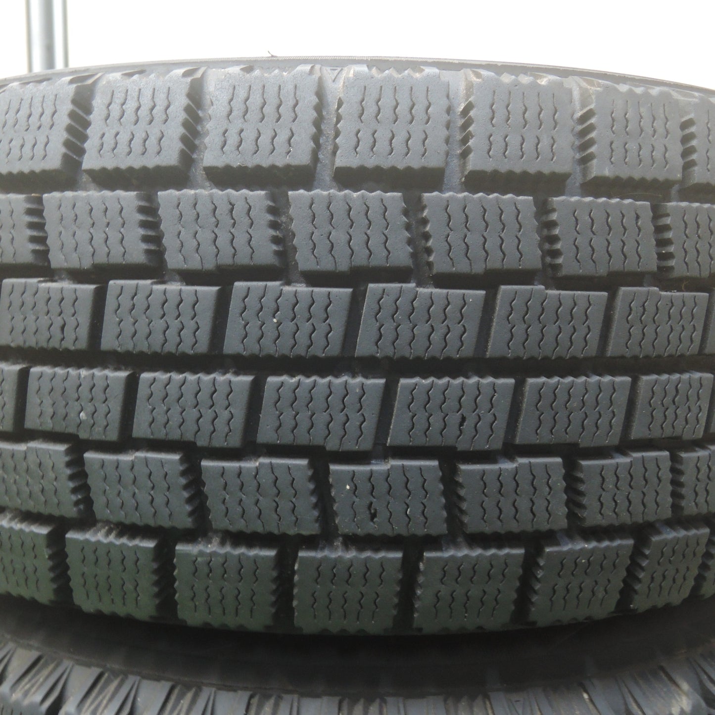 *送料無料* バリ溝！8.5分★CT＆W スチール 175/65R14 スタッドレス ヨコハマ アイスガード 14インチ PCD100/4H★4071602SYス