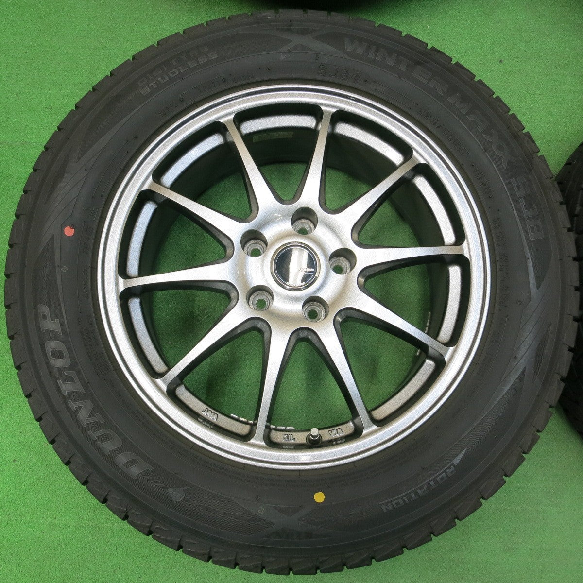 *送料無料* バリ溝！21年！綺麗！9.5分★スタッドレス 225/65R17 ダンロップ ウインターマックス SJ8 ZACK JP-202 MONZA ザック PCD114.3/5H★4050104イス