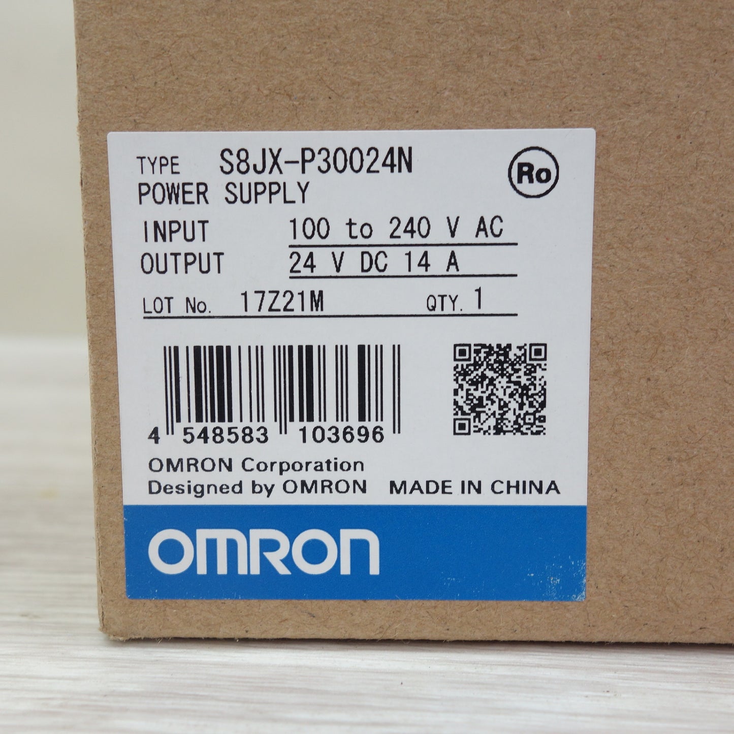 ●複数在庫有●[送料無料] 未使用☆OMRON オムロン スイッチング パワーサプライ S8JX-P30024N☆