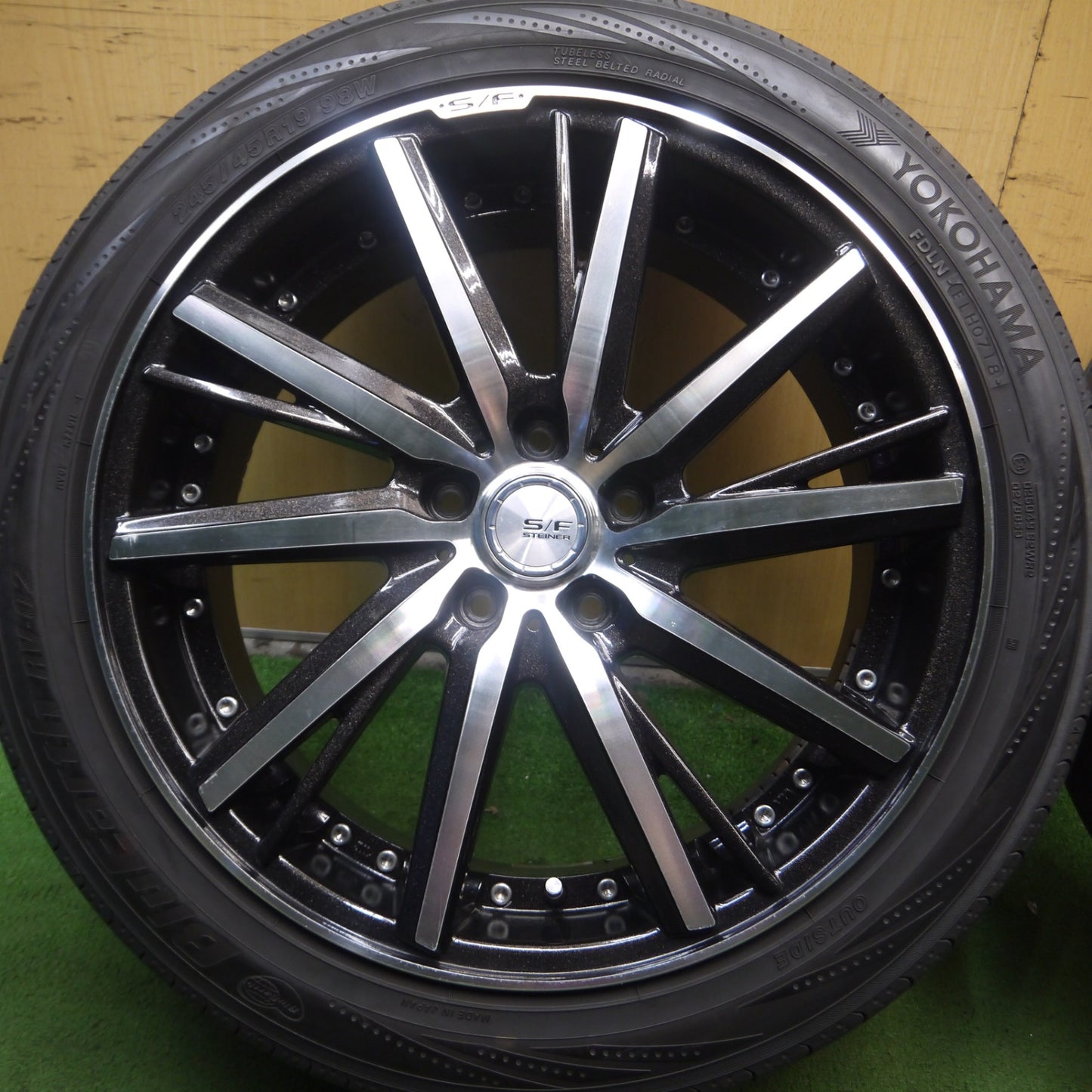 *送料無料* 4本価格★S/F STEINER 245/45R19 ヨコハマ ブルーアース RV-02 シュタイナー 19インチ PCD114.3/5H★4070502Hノ