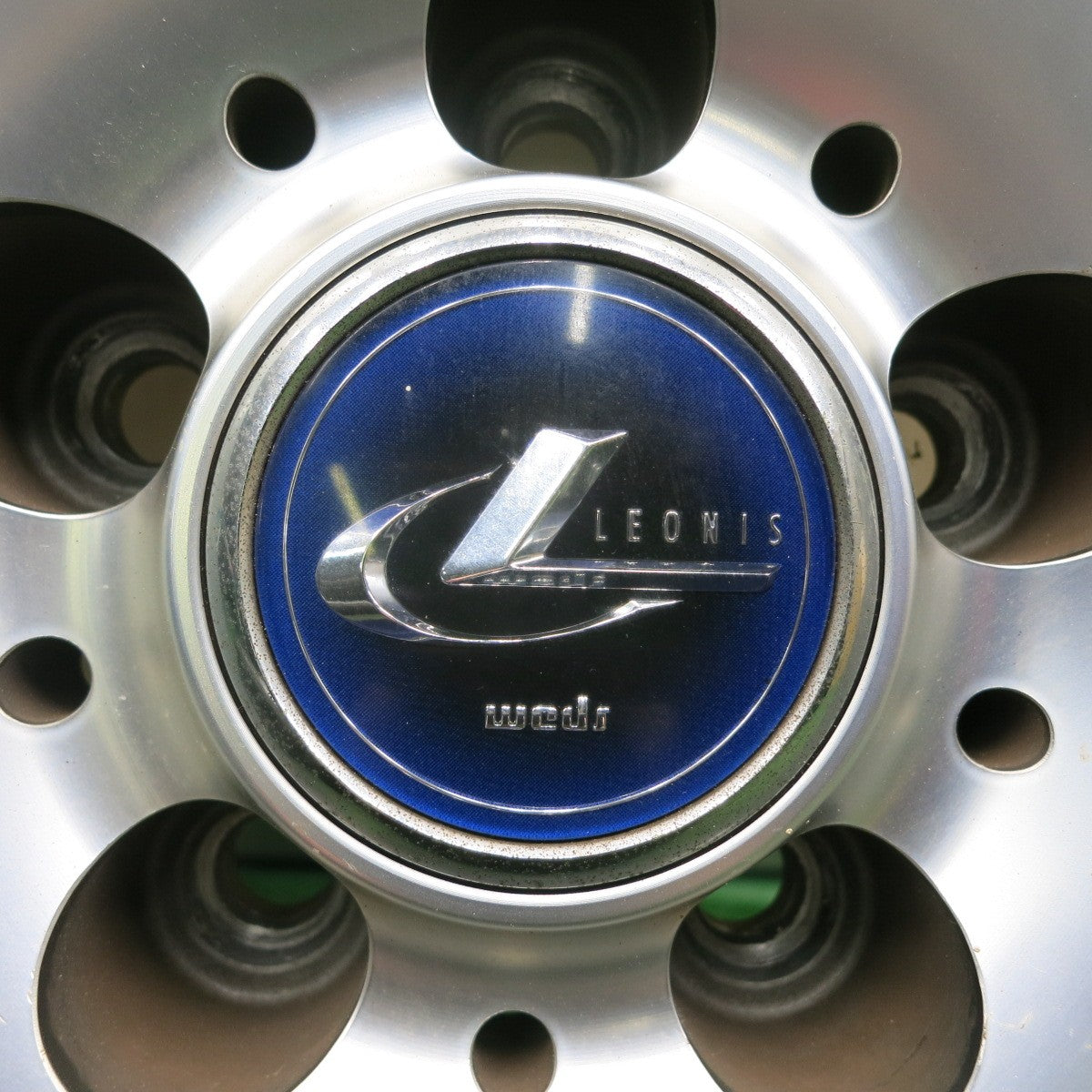 *送料無料* 4本価格★フォレスター等 LEONIS AMF 225/50R18 ヨコハマ BluEarth-A レオニス PCD100/5H★4070501HAノ