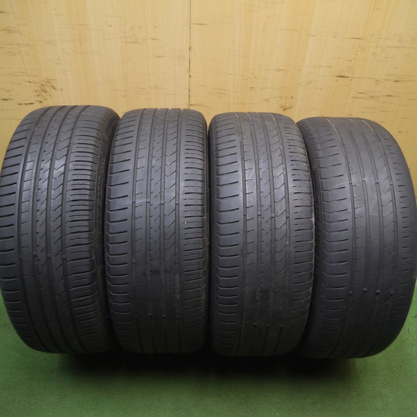 *送料無料* 4本価格★D.A.D GARSON VELUGA 215/45R18 ウィンラン R330 DAD ギャルソン ヴェルーガ PCD114.3/5H★4042402Hノ