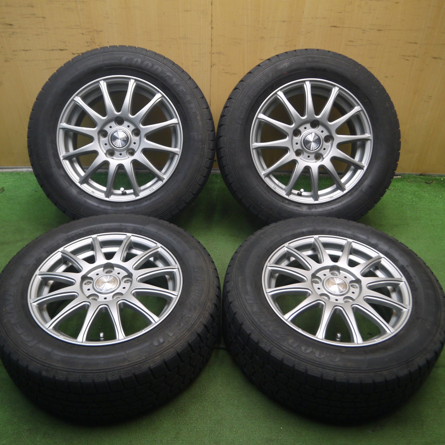 *送料無料* キレイ★スタッドレス 195/65R15 グッドイヤー アイスナビ7 ravrion LUMIERE ラブリオン 15インチ PCD114.3/5H★4072314Hス