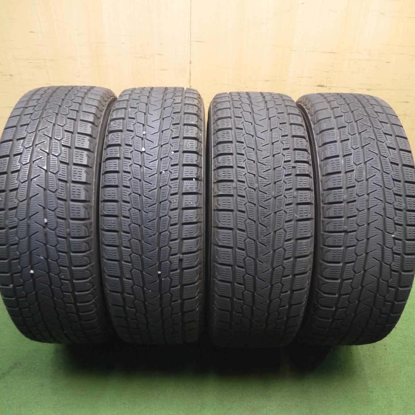 *送料無料* バリ溝！キレイ！8.5分★スタッドレス 235/60R18 ヨコハマ アイスガード G075 EuroSpeed MANARAY SPORT PCD114.3/5H★4032702Hス