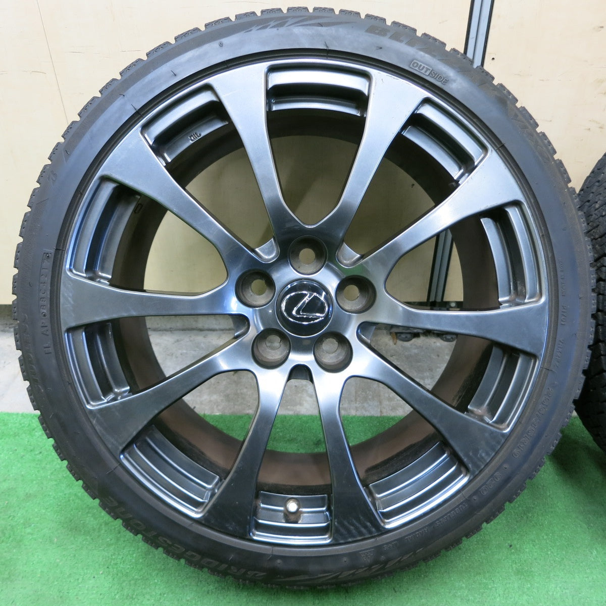 送料無料* センサー付！バリ溝！9分☆レクサス RC-F 純正 BBS 255/35R19 275/35R19 スタッドレス ブリヂストン |  名古屋/岐阜の中古カー用品・工具の買取/販売ならガレージゲット