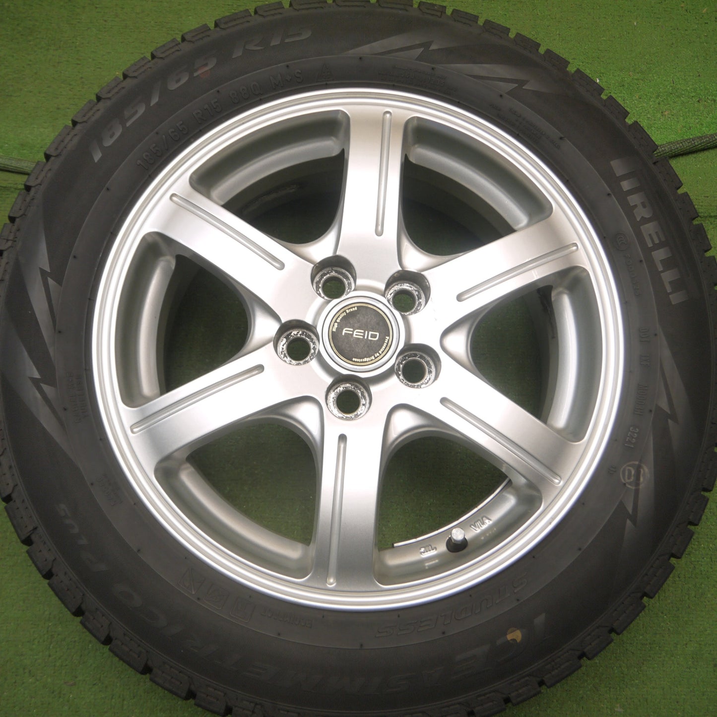 *送料無料* 4本価格！21年★スタッドレス 185/65R15 ピレリ アイスアシンメトリコ プラス FEID 15インチ PCD100/5H★4071709Hス