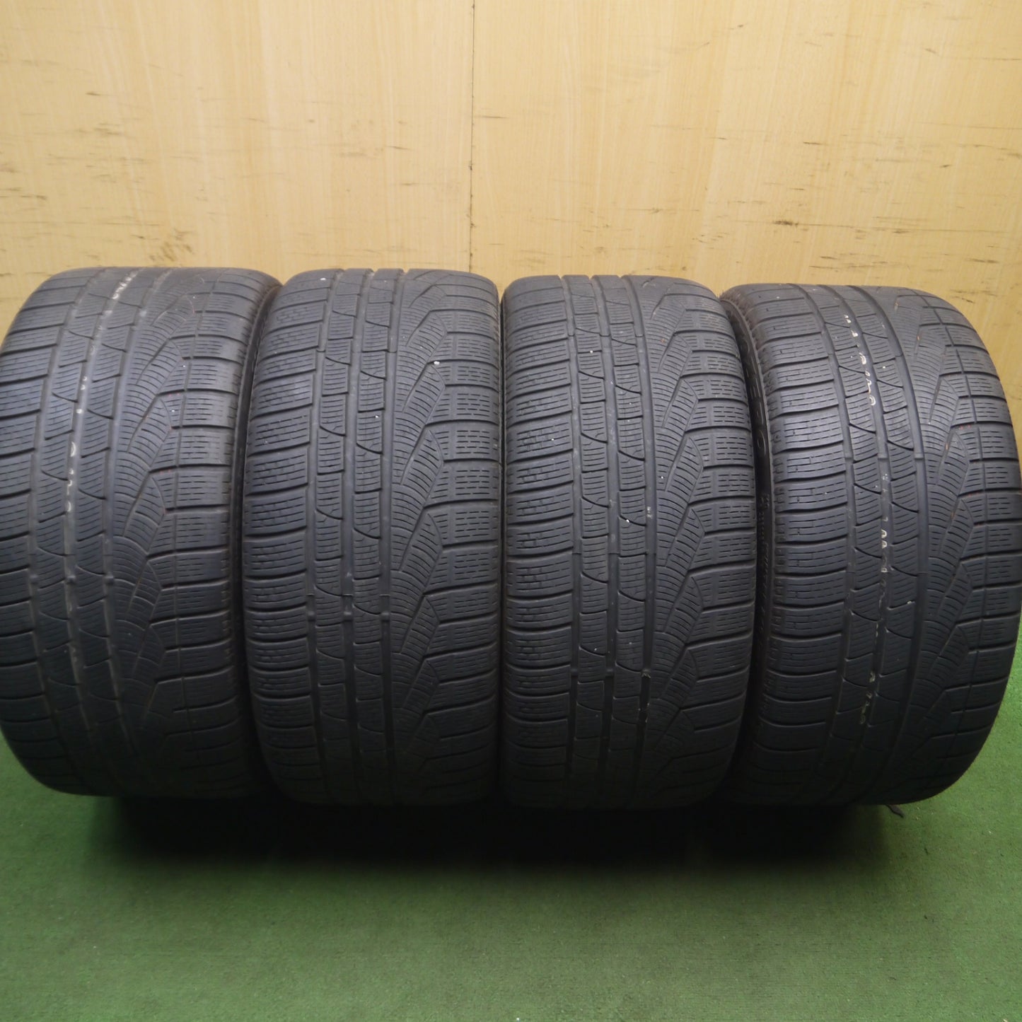 *送料無料* バリ溝！8.5分★ベンツ SL63 SL65 純正 AMG 255/35R19 285/30R19 スタッドレス ピレリ SOTTOZERO PCD112/5H★4060708Hス