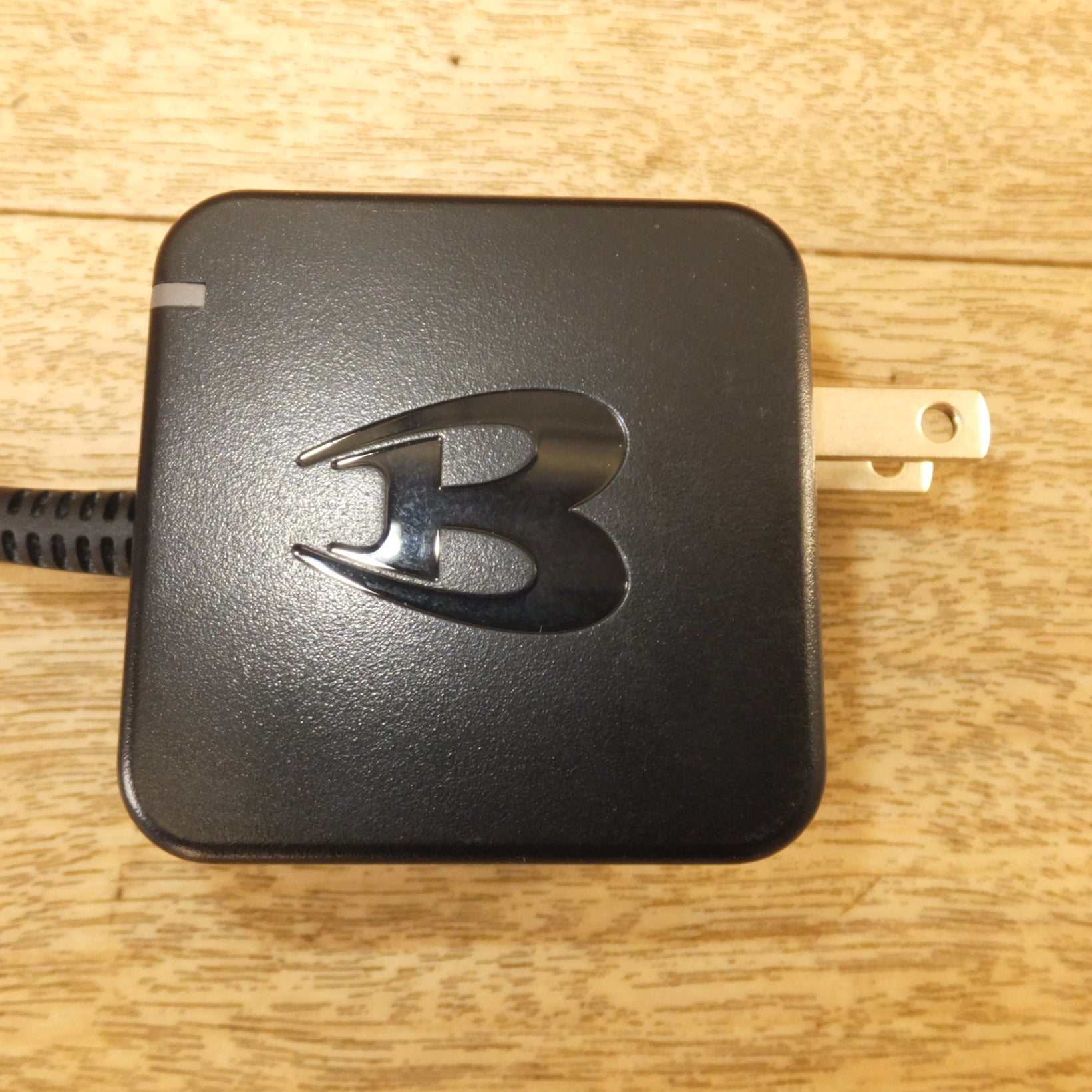 送料無料] ☆京セラ バートル BURTLE エアークラフト充電器