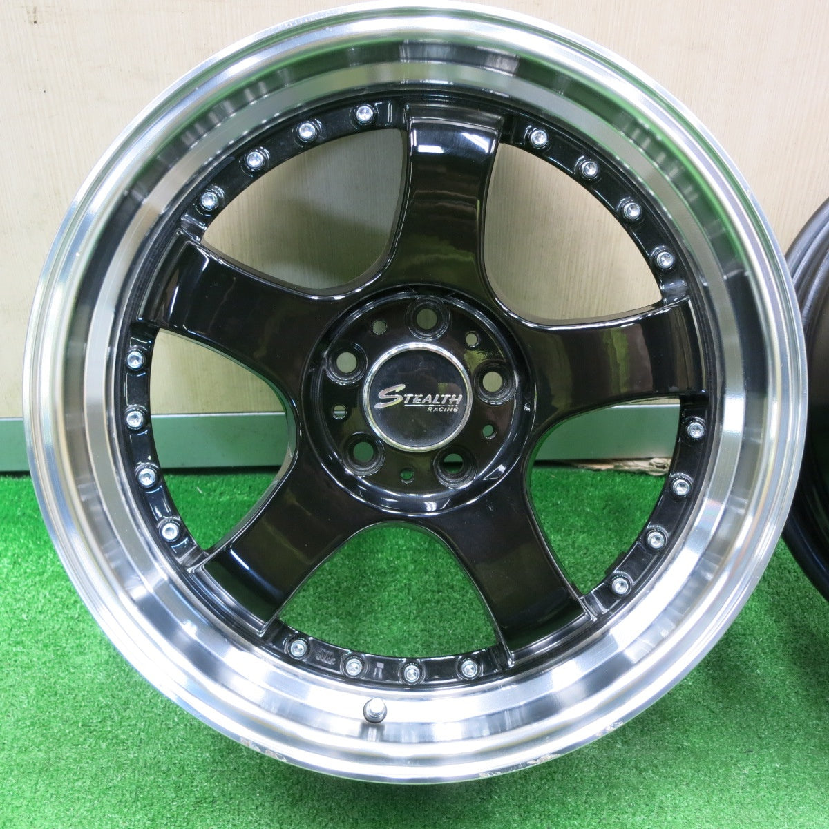 [送料無料] キレイ★STEALTH RACING K35 ホイール 17インチ 17×7.0J ステルスレーシング PCD100/5H★4101103NJホ