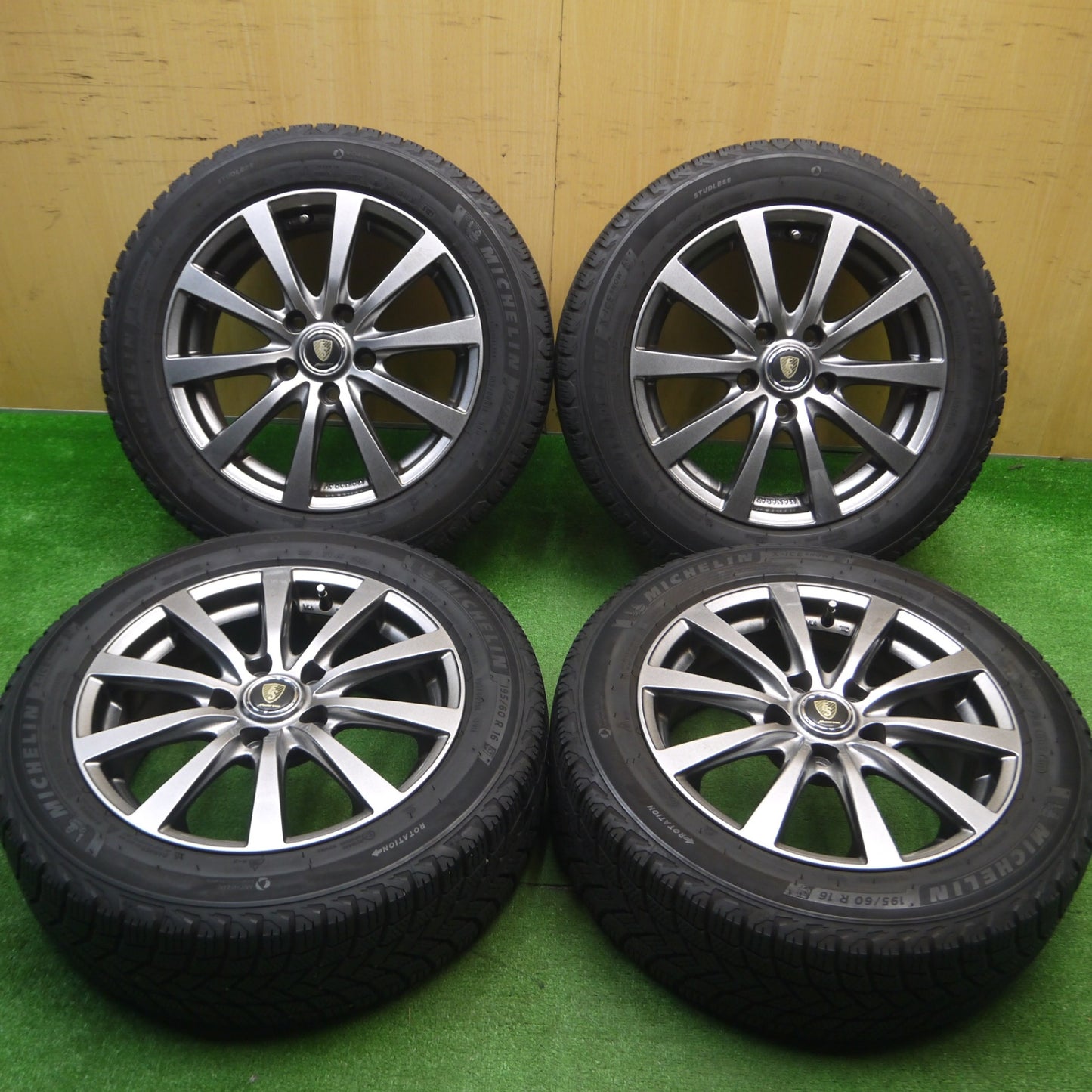 [送料無料] バリ溝！キレイ！21年！9分★スタッドレス 195/60R16 ミシュラン X-ICE SNOW MANARAY SPORT マナレイスポーツ 16インチ PCD114.3/5H★4121301Hス