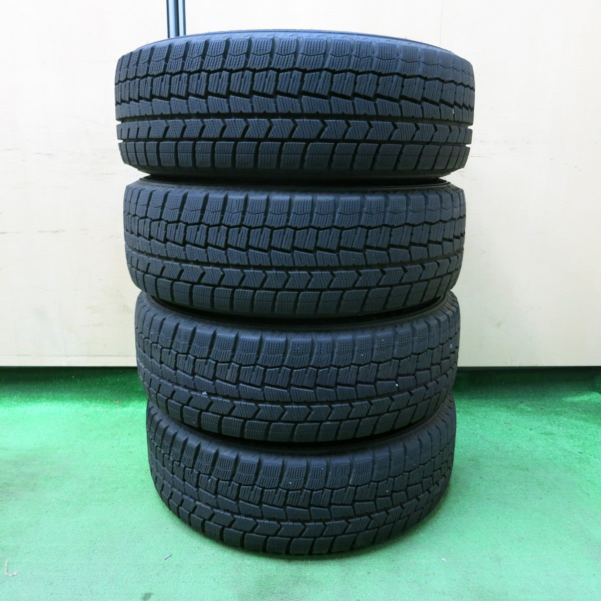 [送料無料] バリ溝！22年！キレイ！9.5分★スタッドレス 195/65R15 ダンロップ ウインターマックス WM02 Exceeder エクシーダー PCD114.3/5H★4101005SYス