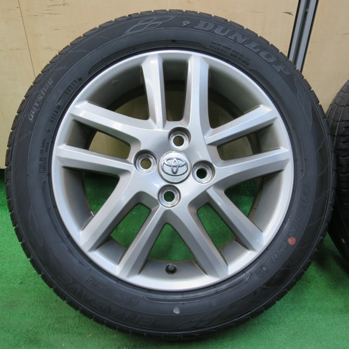 *送料無料* バリ溝！キレイ！9分★トヨタ 160系 カローラ フィールダー 純正 185/60R15 ダンロップ エナセーブ EC204 PCD100/4H★4070102イノ