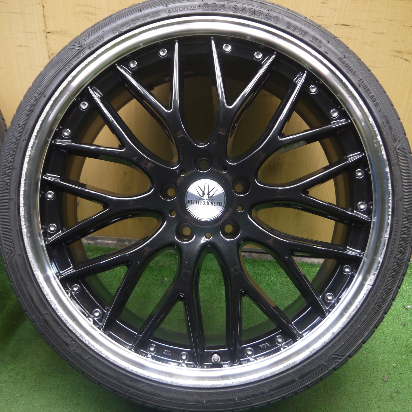 *送料無料* 4本価格★632 LOXARNY MULTI FORCHETTA 225/35R20 ウィンラン R330 ロクサーニ マルチフォルケッタ PCD114.3/5H★4050103Hノ