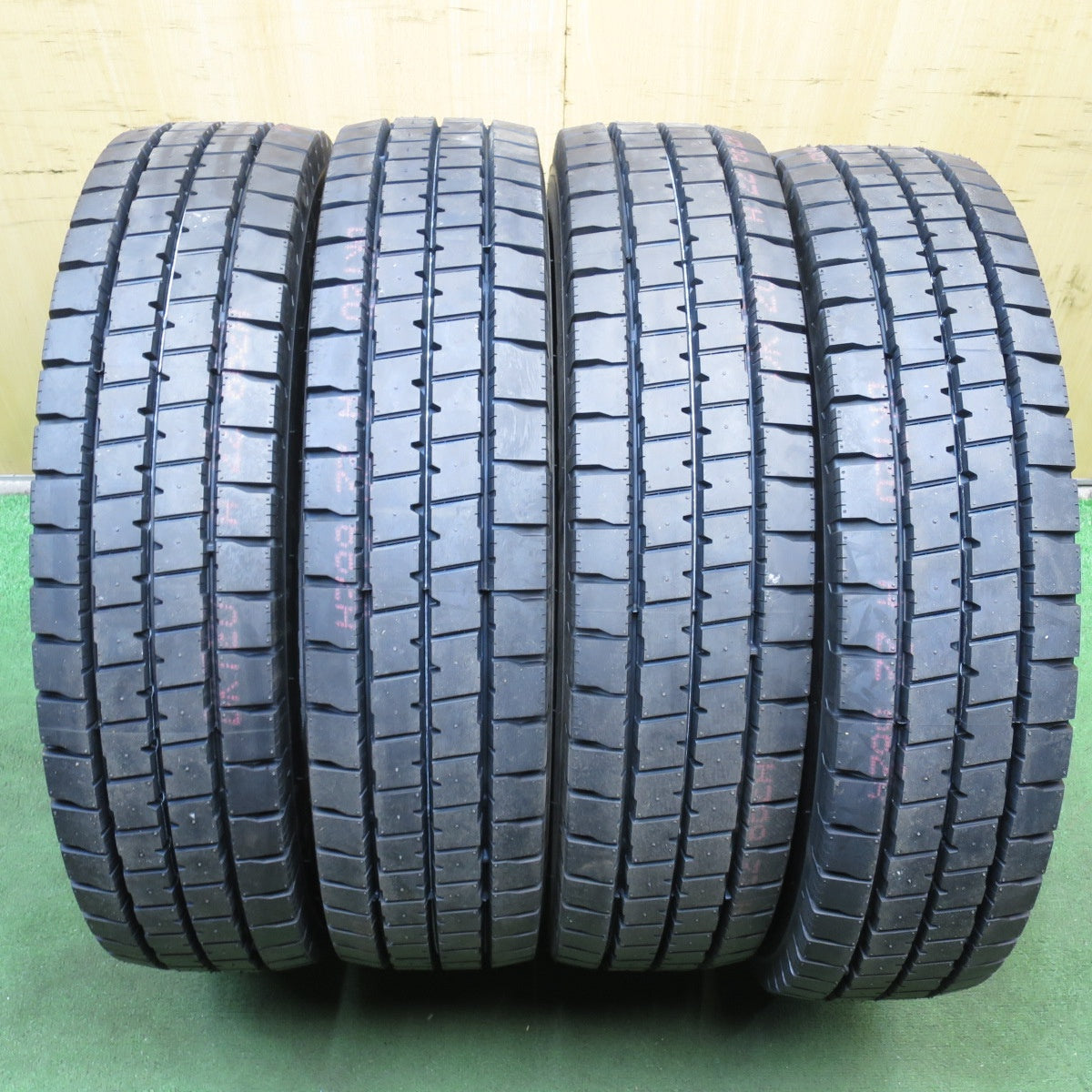 *送料無料* 未使用！24年★トラック タイヤ 205/80R17.5 120/118N ブリヂストン デュラビス G640 DURAVIS 17.5インチ★4041610クノタ