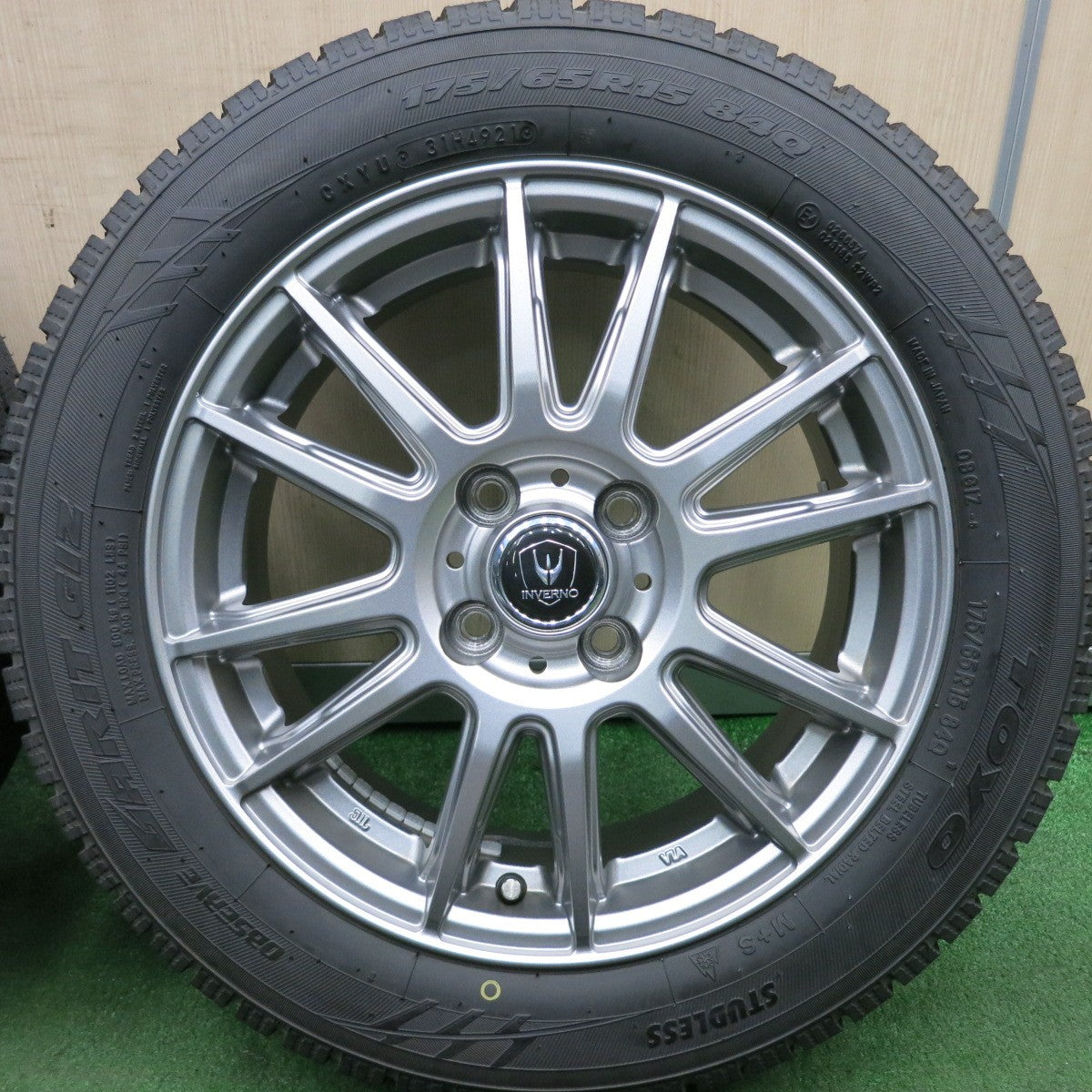 *送料無料* 超バリ溝！21年！綺麗！ほぼ10分★スタッドレス 175/65R15 トーヨー オブザーブ ガリット GIZ INVERNO インヴェルノ 15インチ PCD100/4H★4050101HAス