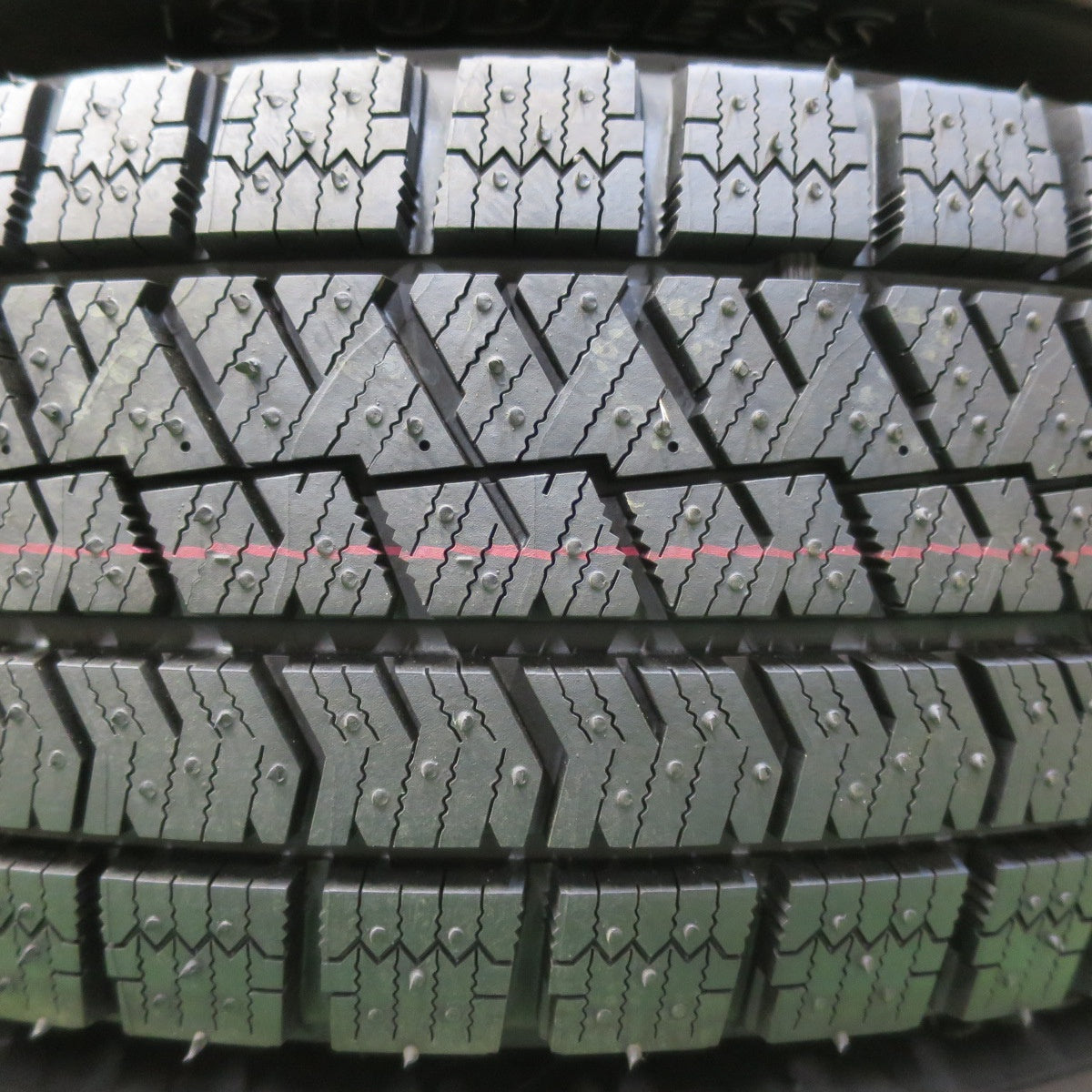 *送料無料* 未使用！23年★スタッドレス 175/70R14 ブリヂストン ブリザック VRX2 TOPRUN トップラン 14インチ PCD100/4H★4082708イス