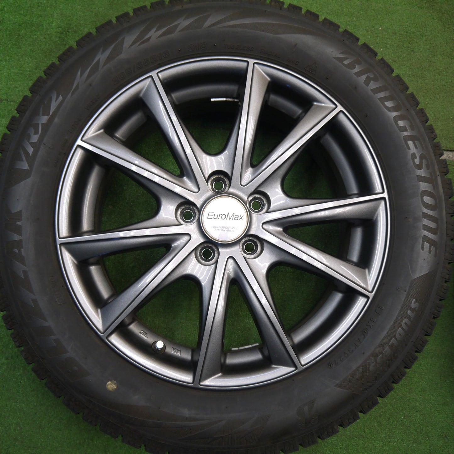 [送料無料] バリ溝！22年！キレイ！9.5分★86 BRZ 等 205/55R16 スタッドレス ブリヂストン ブリザック VRX2 EuroMax ユーロマックス 16インチ PCD100/5H★5040804Hス