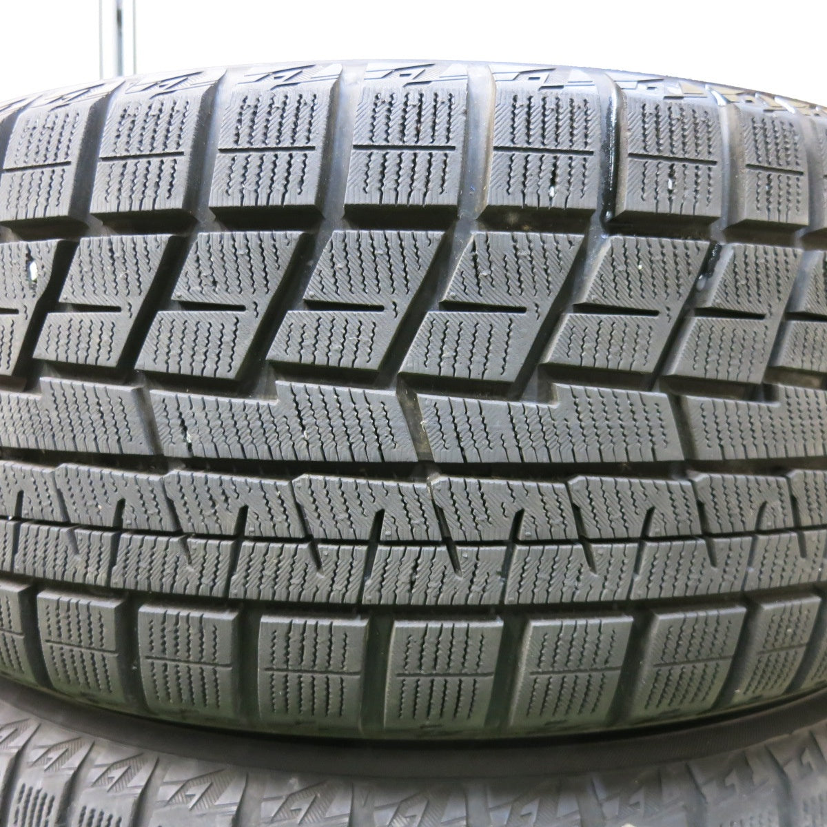 [送料無料] バリ溝！9.5分以上★トヨタ 220系 クラウン RS 純正 225/45R18 スタッドレス ヨコハマ アイスガード iG60 18インチ PCD114.3/5H★4120607SYス