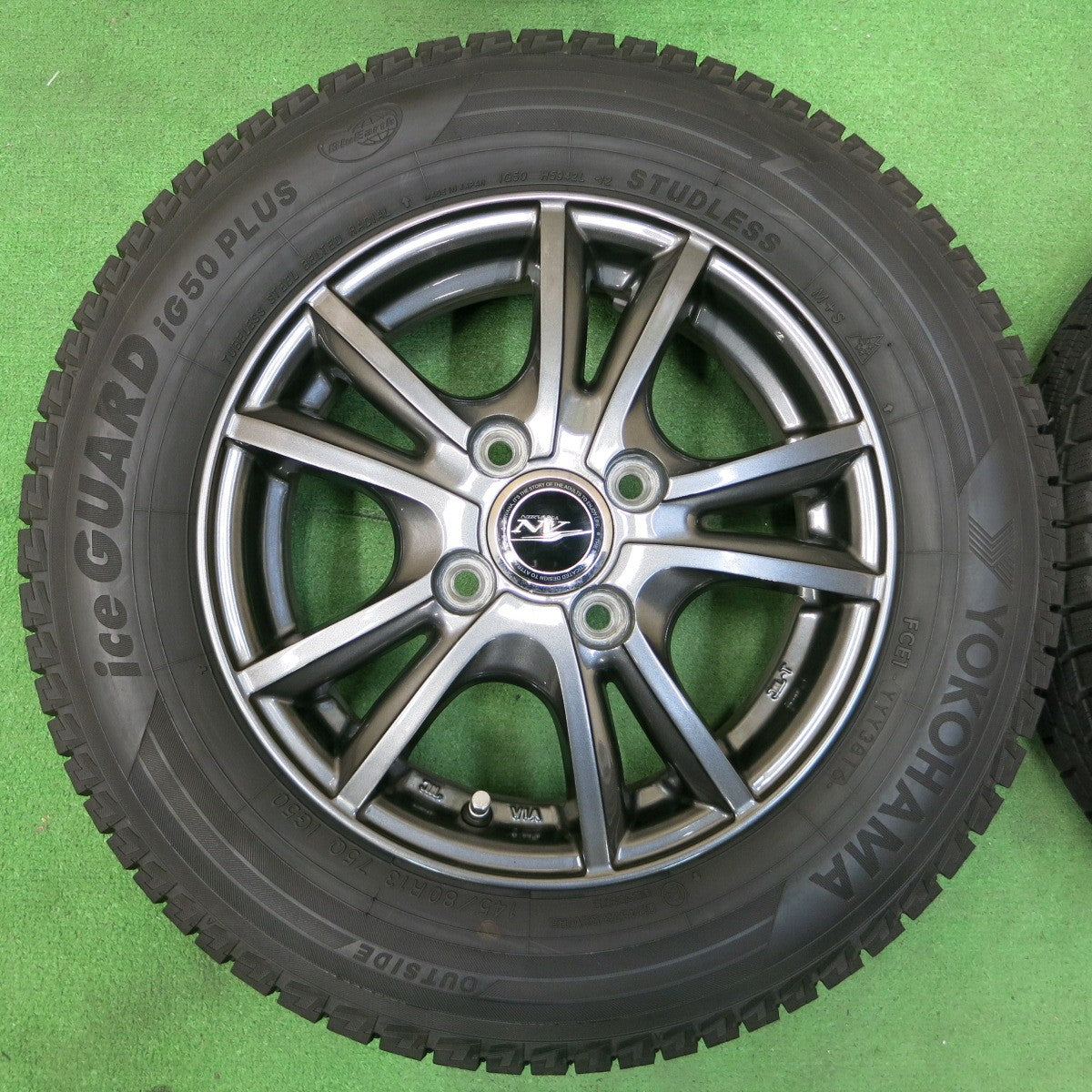 *送料無料* 超バリ溝！キレイ！ほぼ10分★スタッドレス 145/80R13 ヨコハマ アイスガード iG50 プラス NIRVANA NV ニルバーナ 13インチ PCD100/4H★4051408イス