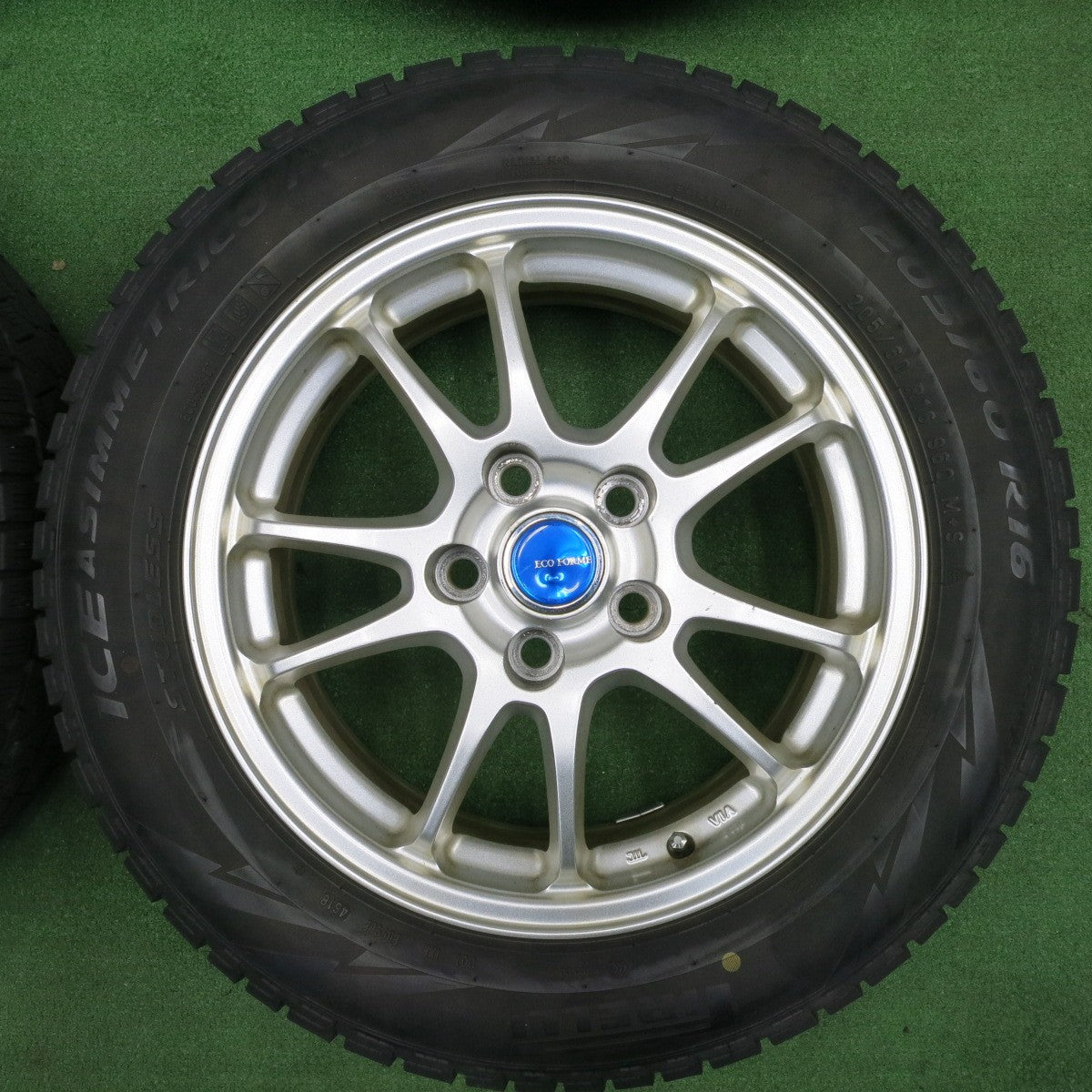 [送料無料] 4本価格★スタッドレス 205/60R16 ピレリ アイスアシンメトリコ プラス ECO FORME エコフォルム 16インチ PCD114.3/5H★4122002TNス