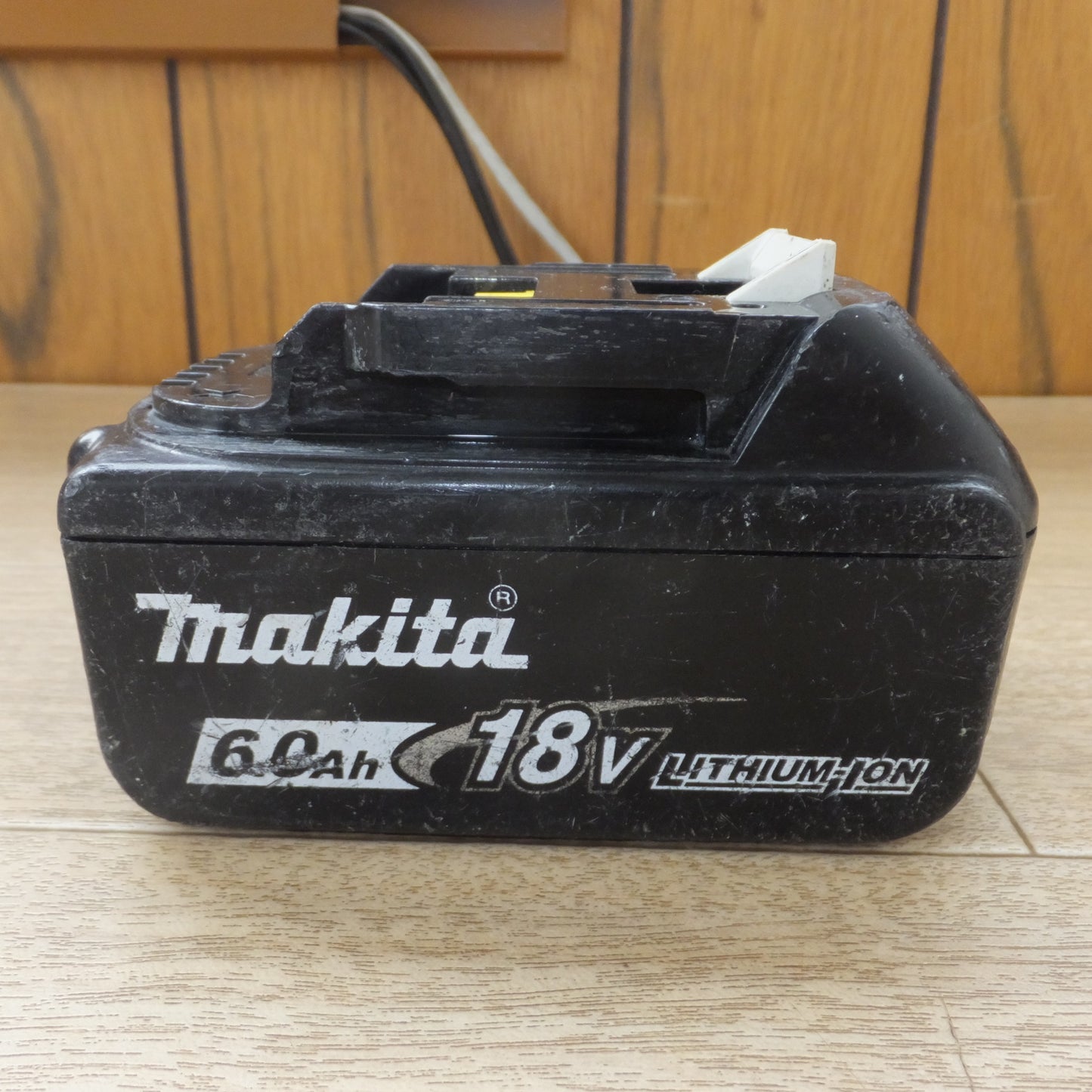 [送料無料] ★マキタ makita バッテリ BL1860B　DC18V 6.0Ah 108Wh Li-ion 20★