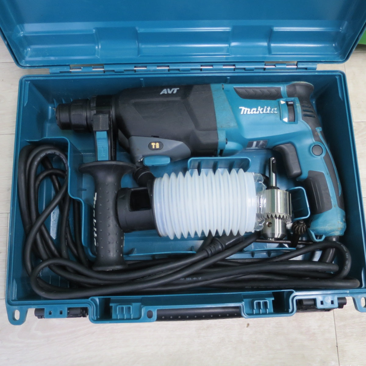 送料無料] キレイ☆makita マキタ ハンマードリル HR2601F 電動工具 ケース付き 100V 26mm 電動 工具 DIY 大 |  名古屋/岐阜の中古カー用品・工具の買取/販売ならガレージゲット