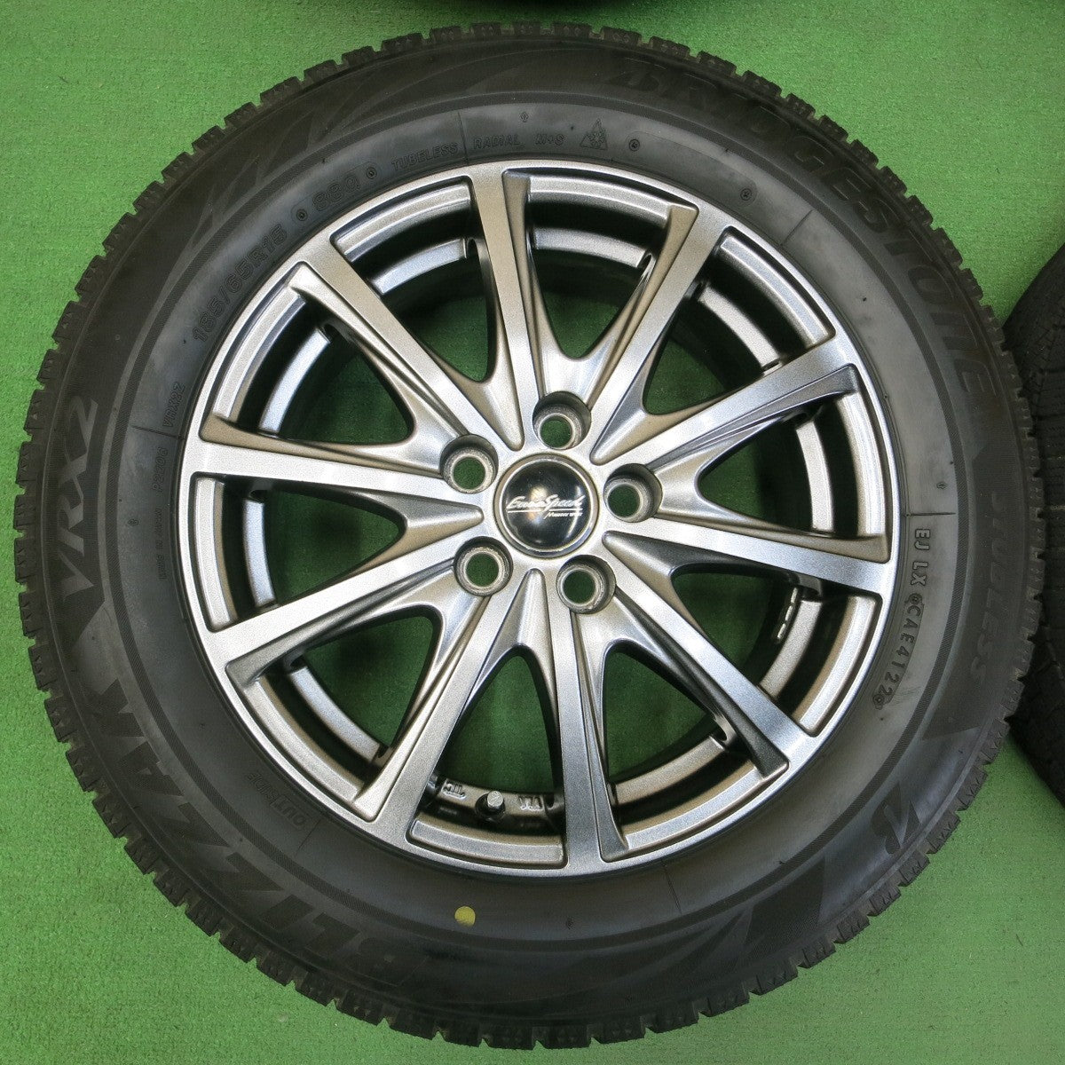 *送料無料* キレイ！22年★スタッドレス 185/65R15 ブリヂストン ブリザック VRX2 EuroSpeed MANARAY SPORT 15インチ PCD100/5H★4042708イス