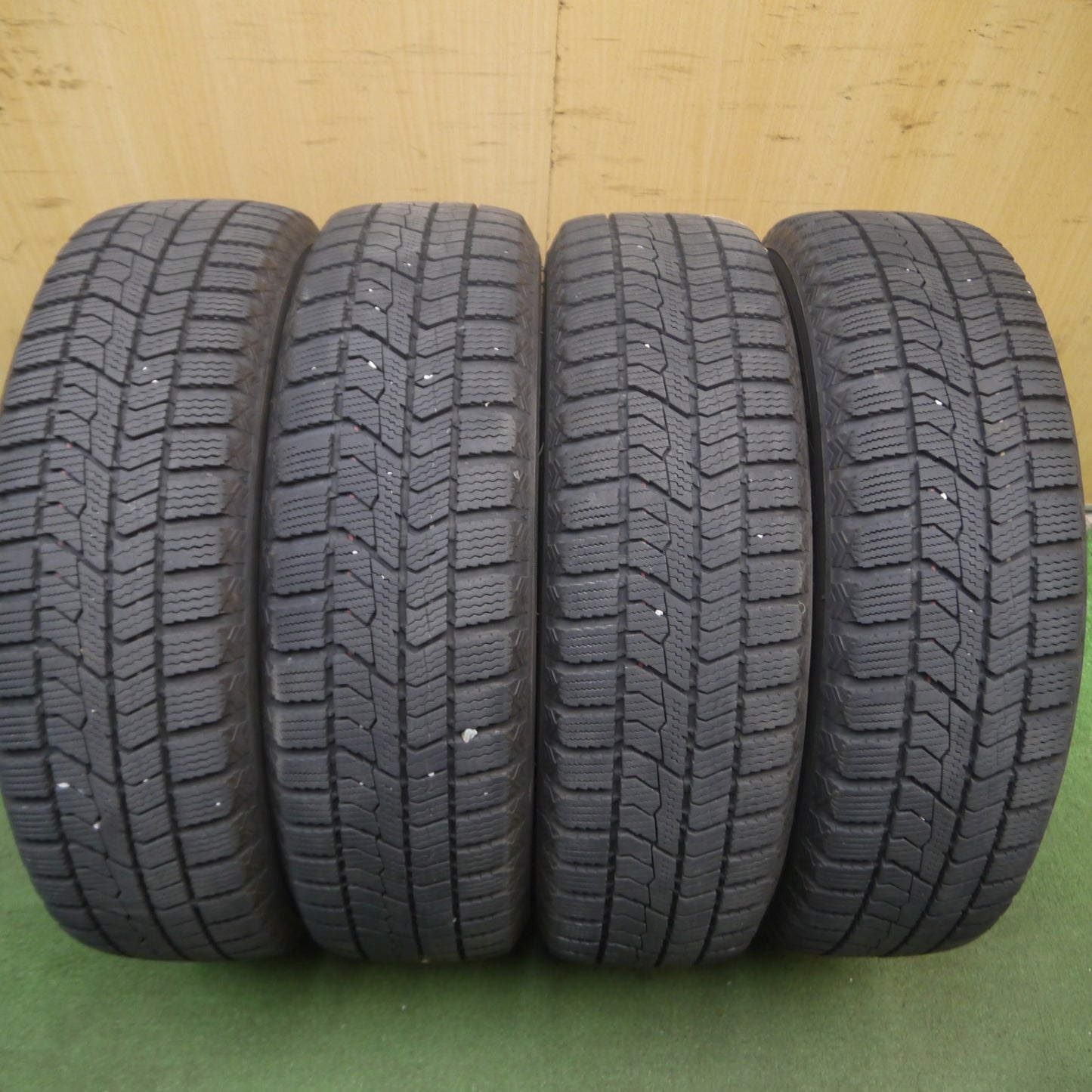 *送料無料* バリ溝！21年！キレイ！9分★スタッドレス 165/65R14 トーヨー オブザーブ GIZ2 Exceeder エクシーダー 14インチ PCD100/4H★4062609Hス