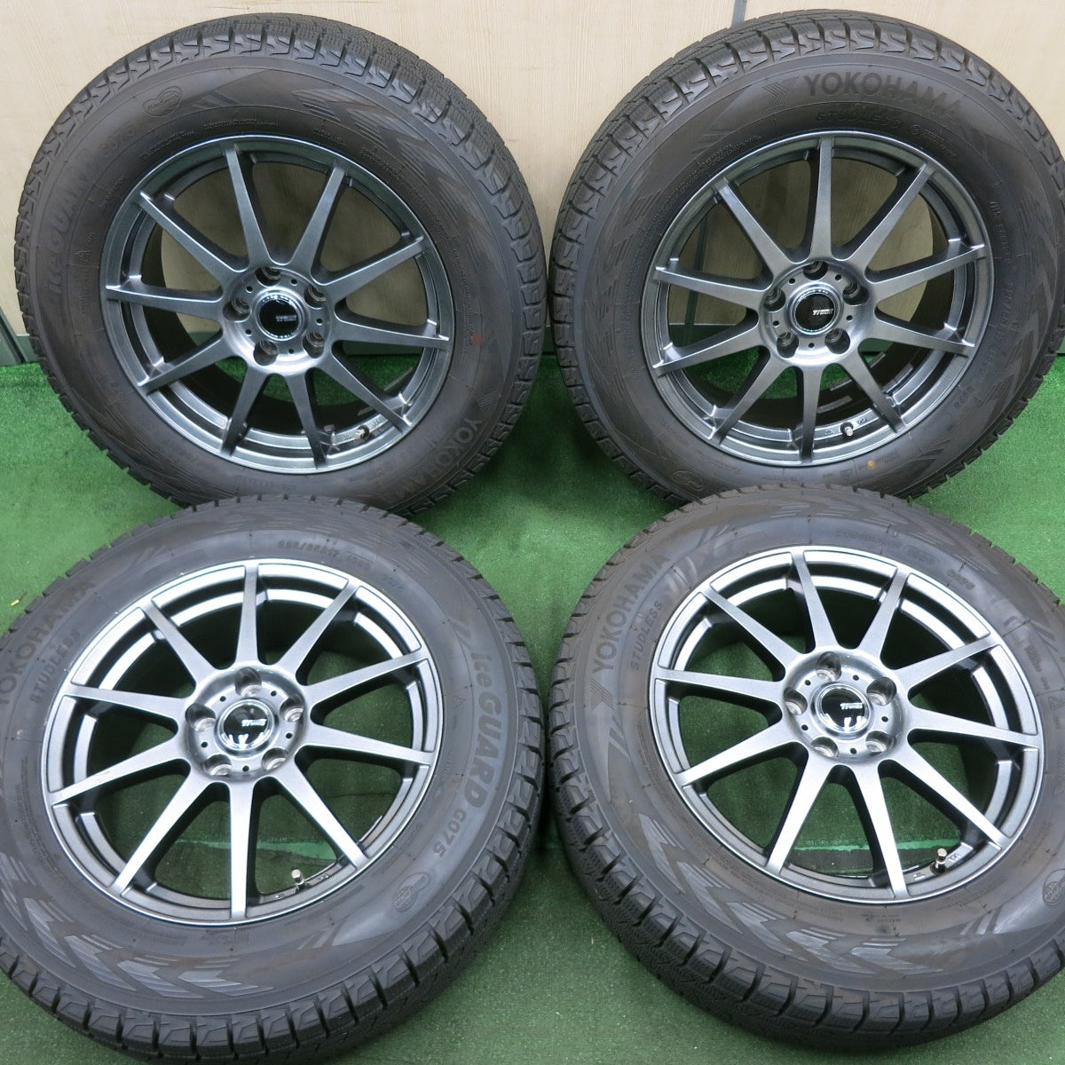 *送料無料* 超バリ溝！22年！キレイ！ほぼ10分★スタッドレス 225/65R17 ヨコハマ アイスガード G075 Ti WHEELS 17インチ PCD114.3/5H★4061901NJス