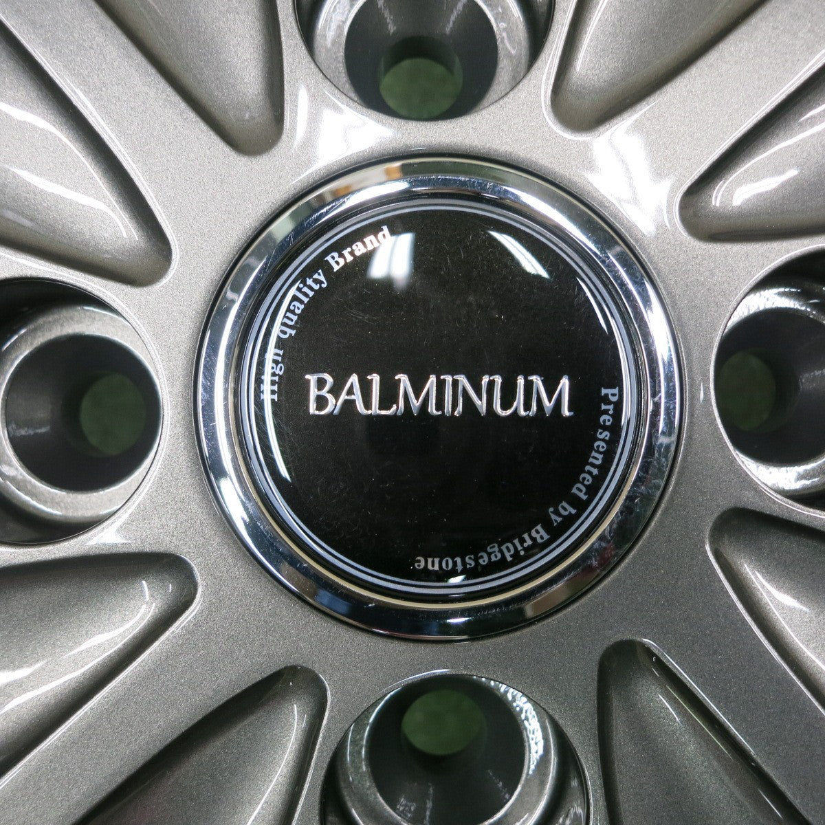 *送料無料* 未使用★BALMINUM バルミナ AR12 ブリヂストン製 14インチ ホイール 14×4.5J  PCD100/4H★4062905HAホ