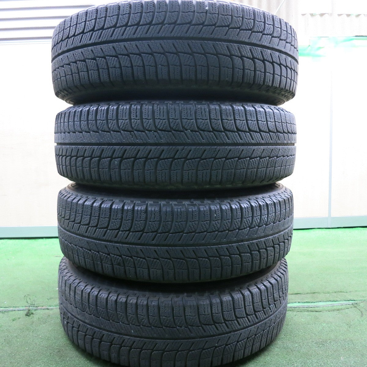 送料無料* 4本価格☆ハイエース等 BISON 195/80R15 スタッドレス ミシュラン AGILIS X-ICE バイソン 15イン |  名古屋/岐阜の中古カー用品・工具の買取/販売ならガレージゲット