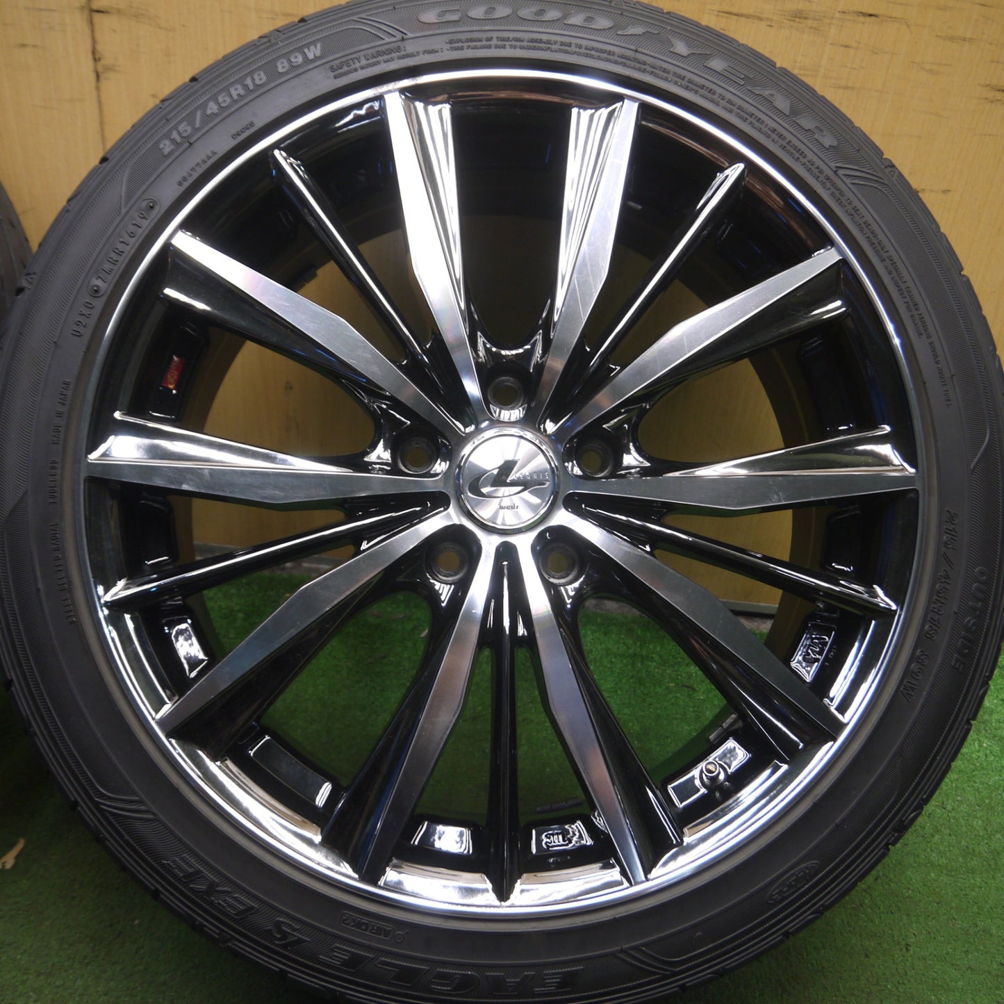 *送料無料* 4本価格★LEONIS VX 215/45R18 グッドイヤー イーグル LS EXE レオニス 18インチ PCD114.3/5H★4031811Hノ