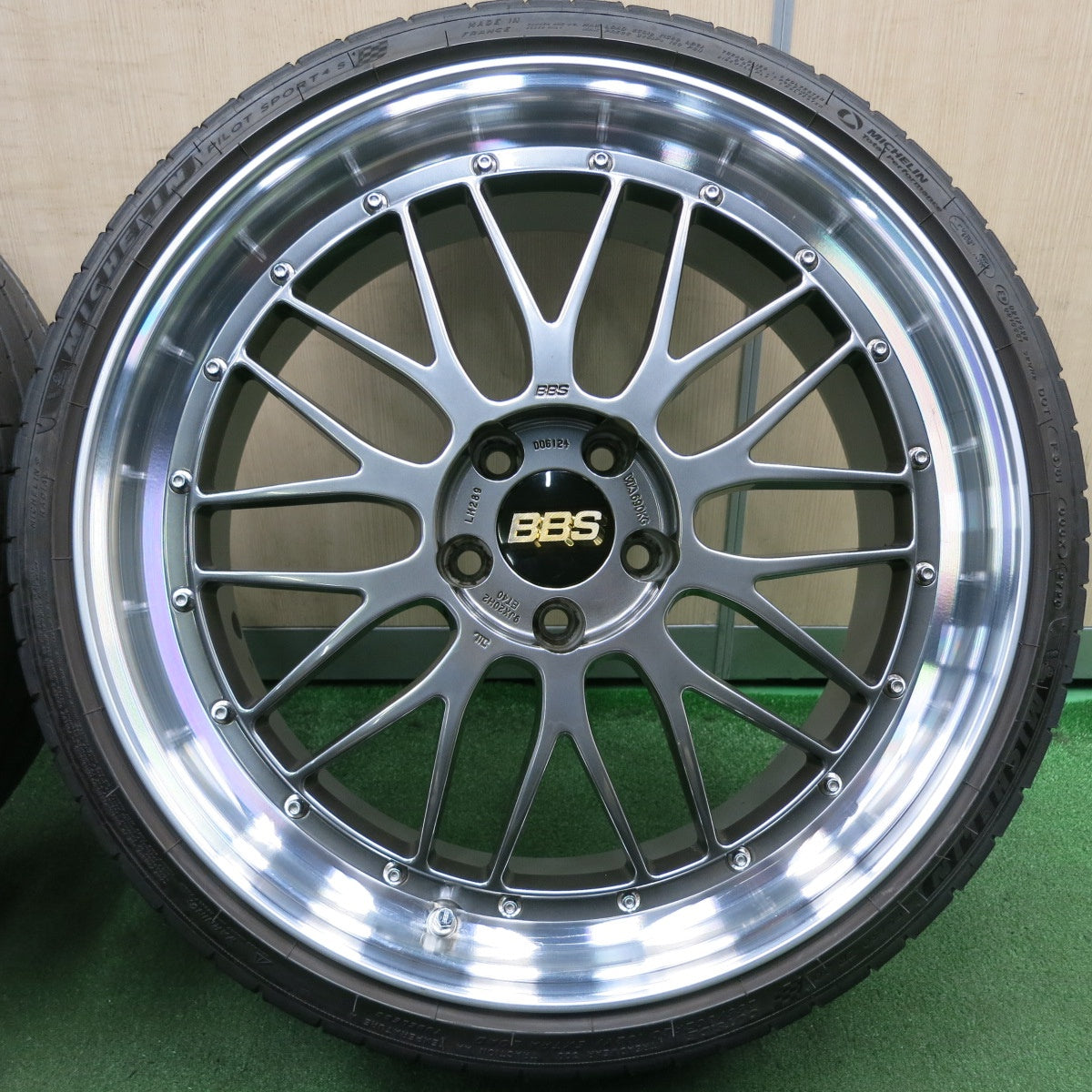 *送料無料* バリ溝！20年！9.5分★BBS LM186 LM289 255/30R20 275/30R20 ミシュラン パイロットスポーツ4S  20インチ PCD114.3/5H★4051505HAノ