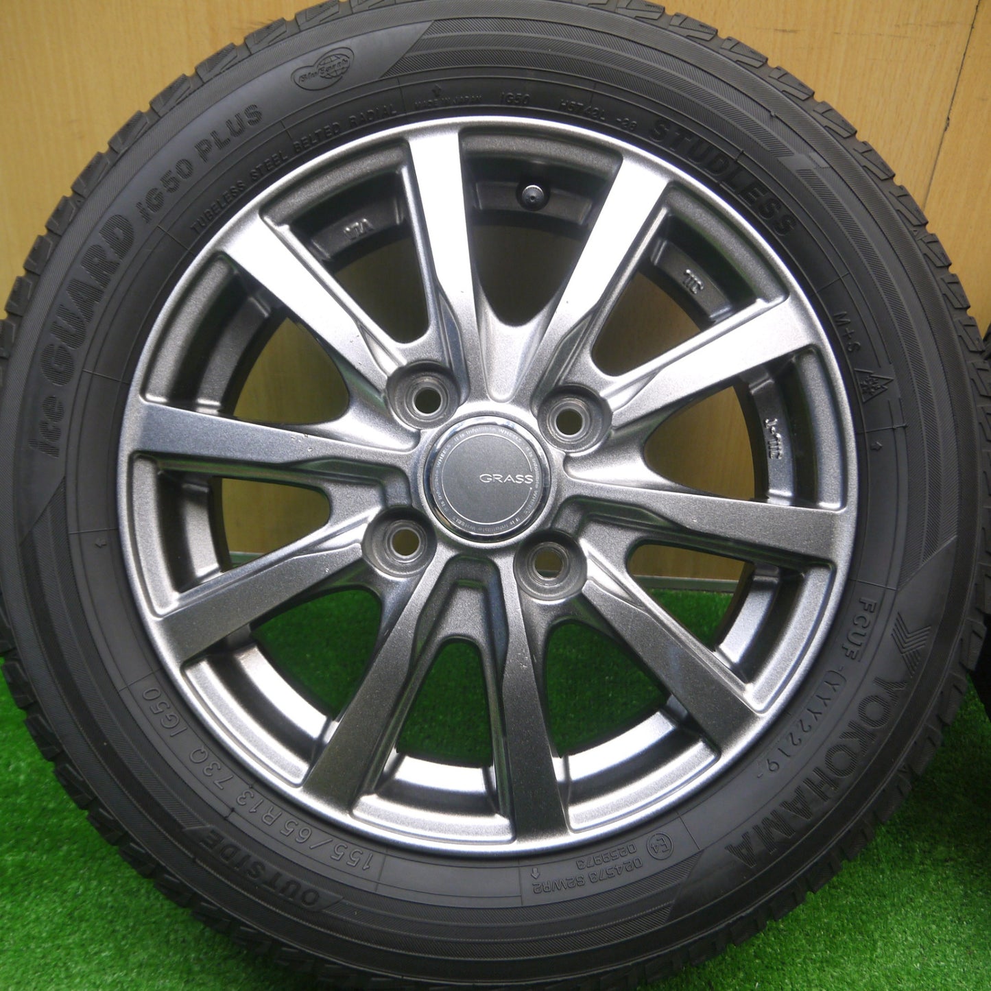 [送料無料] 4本価格★スタッドレス 155/65R13 ヨコハマ アイスガード iG50 プラス GRASS グラス 13インチ PCD100/4H★4100802Hス