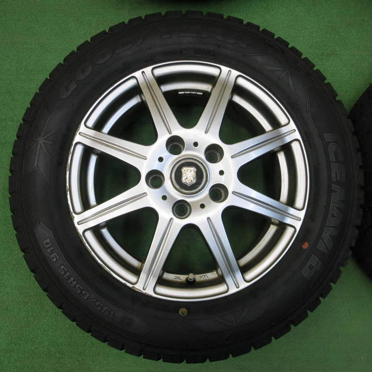 *送料無料* バリ溝！9分★スタッドレス 195/65R15 グッドイヤー アイスナビ6 社外 アルミ ホイール 15インチ PCD114.3/5H★4042610イス